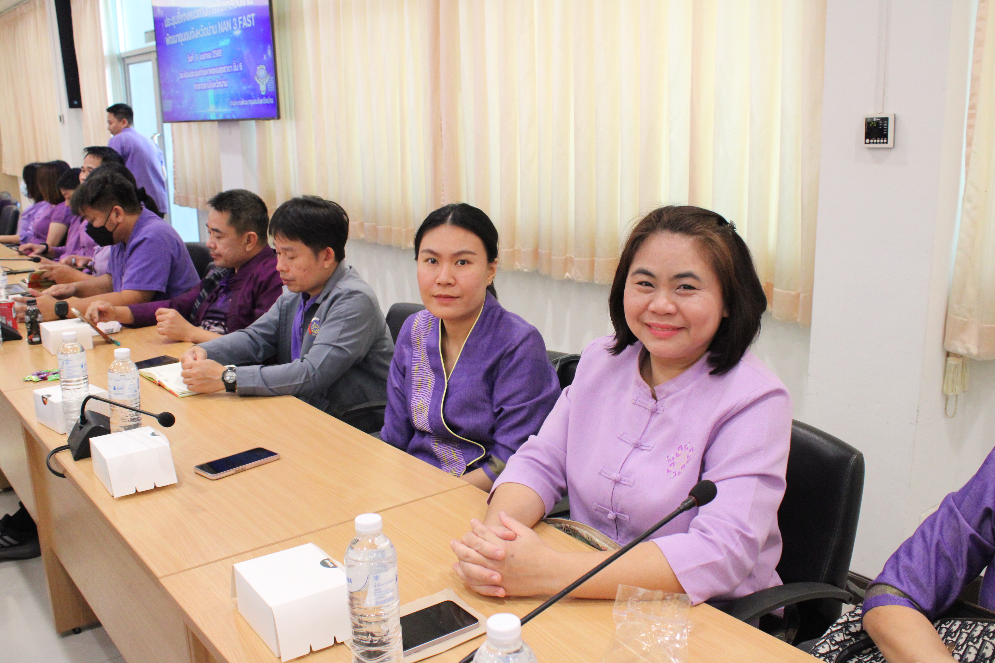 #น่านไม่เนิบ#NAN3FAST พช.น่าน ประชุมชี้แจงแนวทางการขับเคลื่อนงานพัฒนาชุมชนจังหวัดน่าน NAN 3 FAST เน้นย้ำปฏิบัติหน้าที่ “ทันเวลา ถูกต้อง มีประสิทธิภาพ”