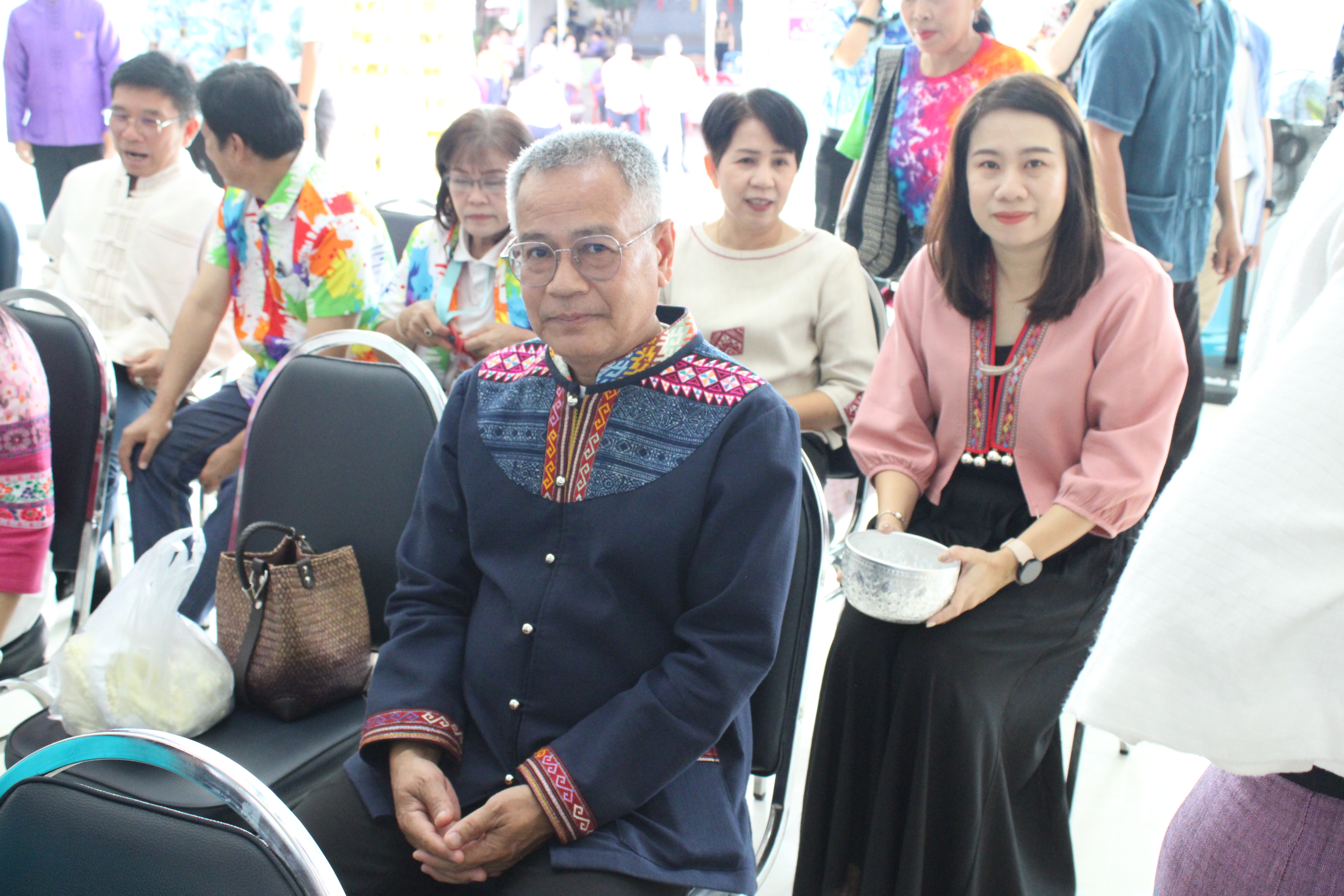 #น่านไม่เนิบ#NAN3FAST พช.น่าน ร่วมพิธีสูมาคารวะ สรงน้ำขอพร เจ้าคณะจังหวัดน่าน และคณะพระเถรานุเถระชั้นผู้ใหญ่จังหวัดน่าน เนื่องในเทศกาลสงกรานต์ ประจำปี 2568