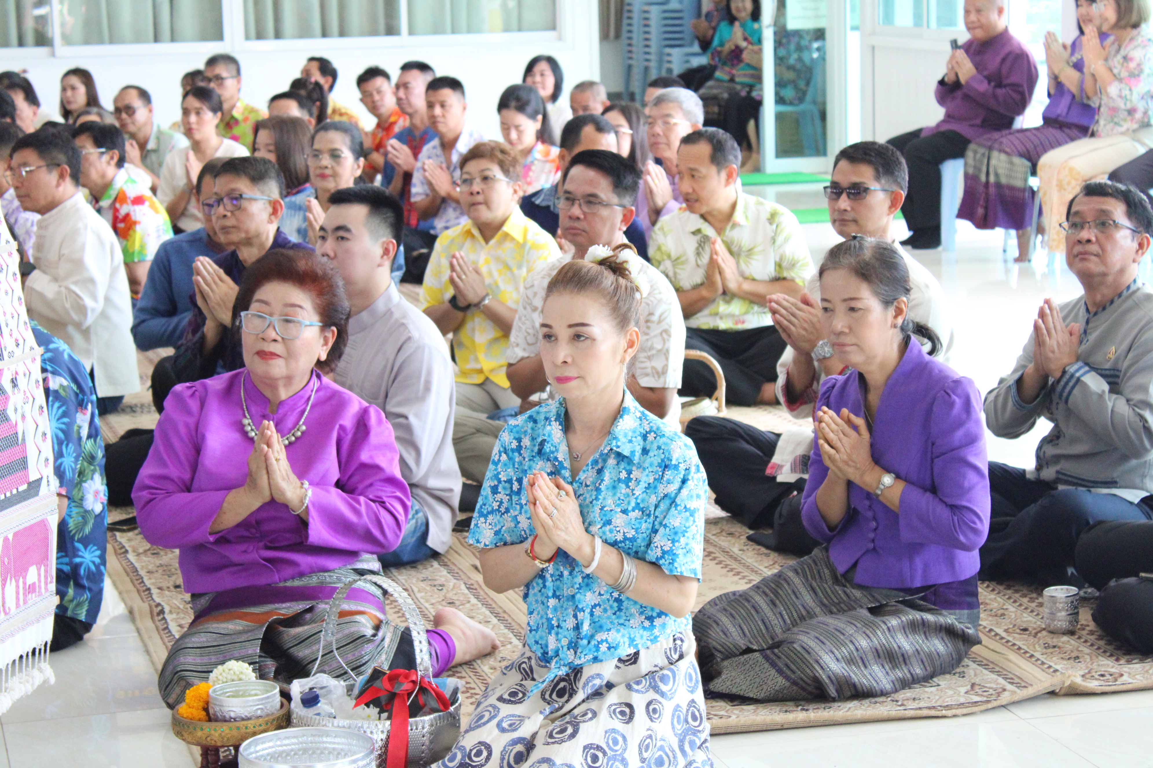 #น่านไม่เนิบ#NAN3FAST พช.น่าน ร่วมพิธีสูมาคารวะ สรงน้ำขอพร เจ้าคณะจังหวัดน่าน และคณะพระเถรานุเถระชั้นผู้ใหญ่จังหวัดน่าน เนื่องในเทศกาลสงกรานต์ ประจำปี 2568