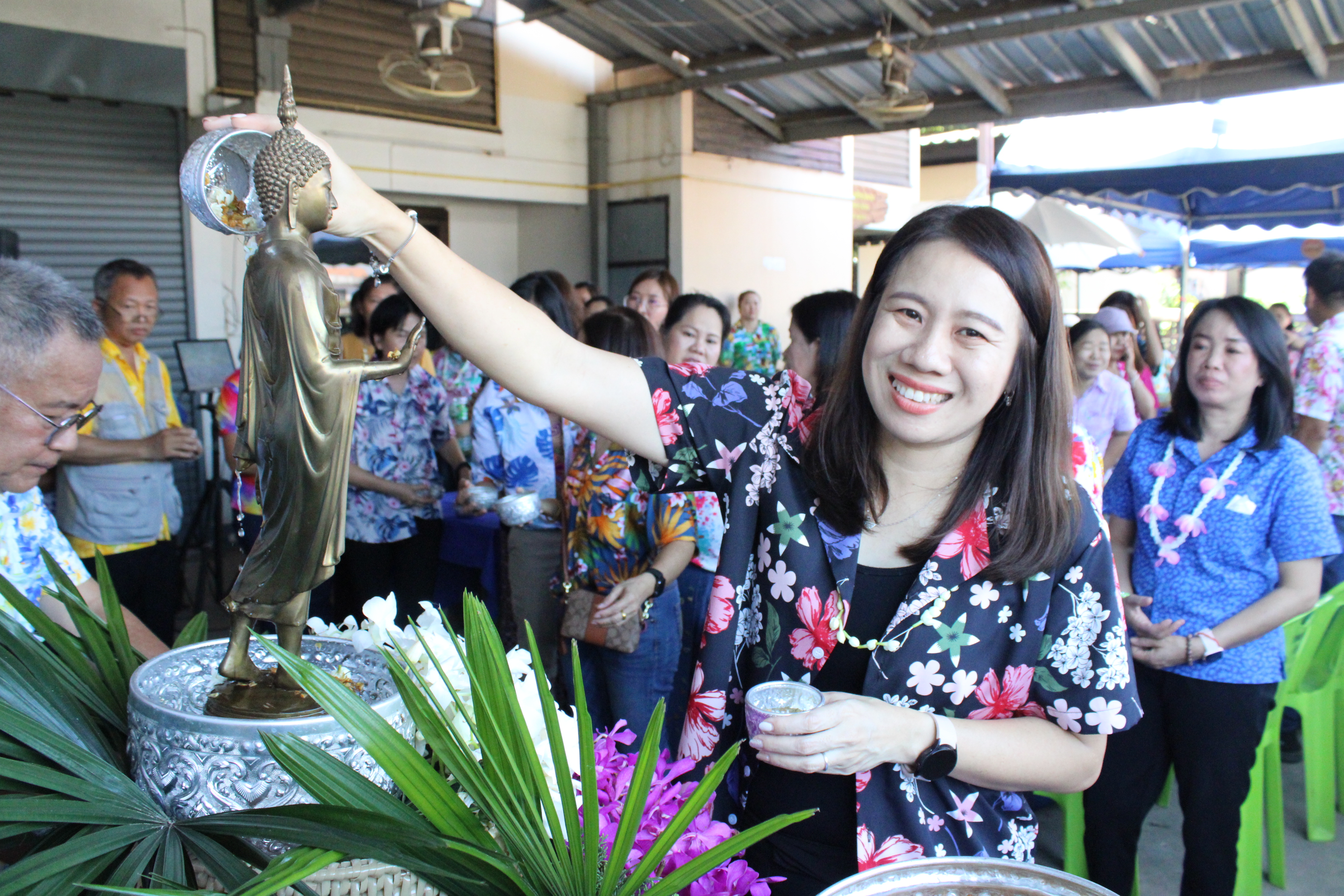 #น่านไม่เนิบ#NAN3FAST พช.น่าน จัดกิจกรรมรดน้ำดำหัว สูมาคารวะพัฒนาการจังหวัดน่าน เนื่องในประเพณีสงกรานต์ ประจำปี 2568