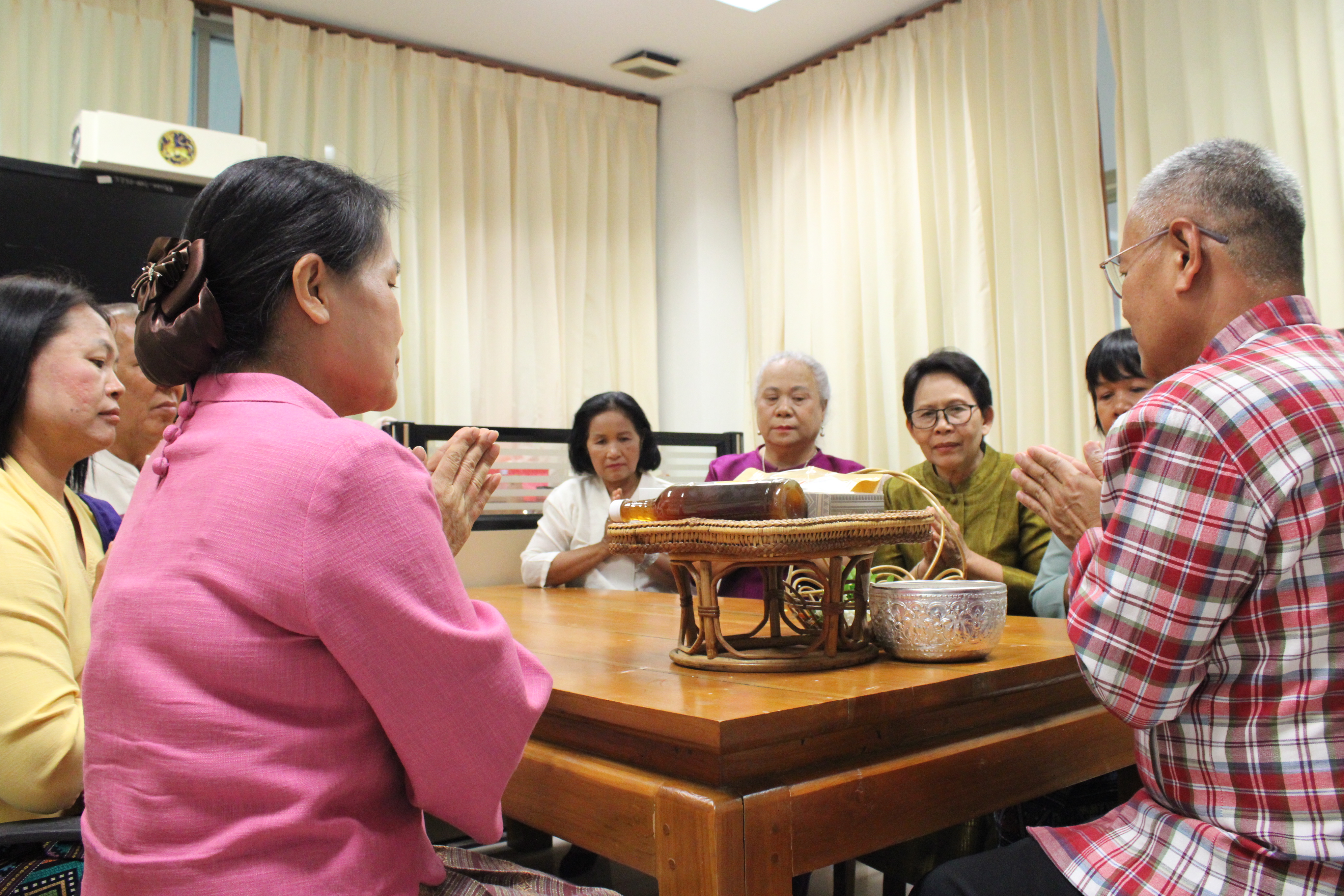 #น่านไม่เนิบ #NAN3FAST เครือข่าย OTOP จังหวัดน่าน รดน้ำดำหัวขอพรพัฒนาการจังหวัดน่าน เนื่องในเทศกาลสงกรานต์และปีใหม่เมือง ประจำปี 2568