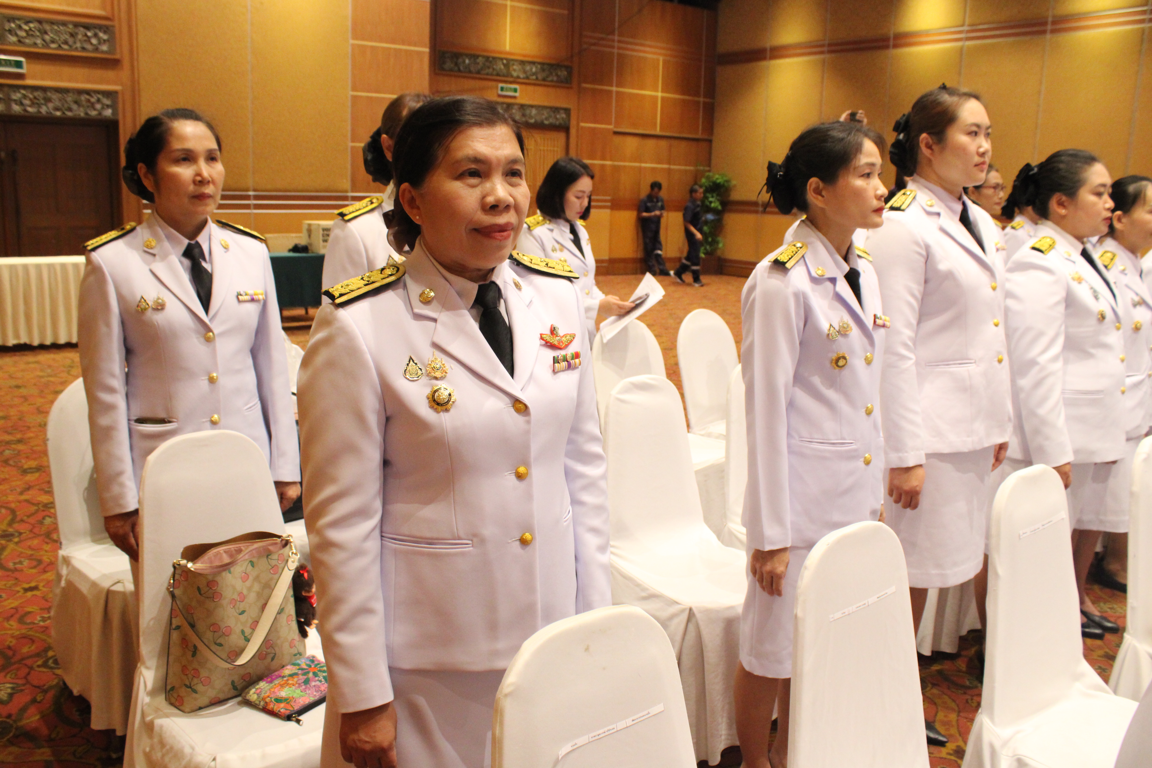 #น่านไม่เนิบ #NAN3FAST จังหวัดน่าน จัดพิธีมอบแบบลายผ้าพระราชทาน “ผ้าลายสิริราชพัสตราภรณ์” สืบสานและส่งเสริมภูมิปัญญาผ้าไทย ยกระดับหัตถศิลป์ไทยสู่มาตรฐานสากล ตามแนวพระดำริของสมเด็จพระเจ้าลูกเธอ เจ้าฟ้าสิริวัณณวรี นารีรัตนราชกัญญา