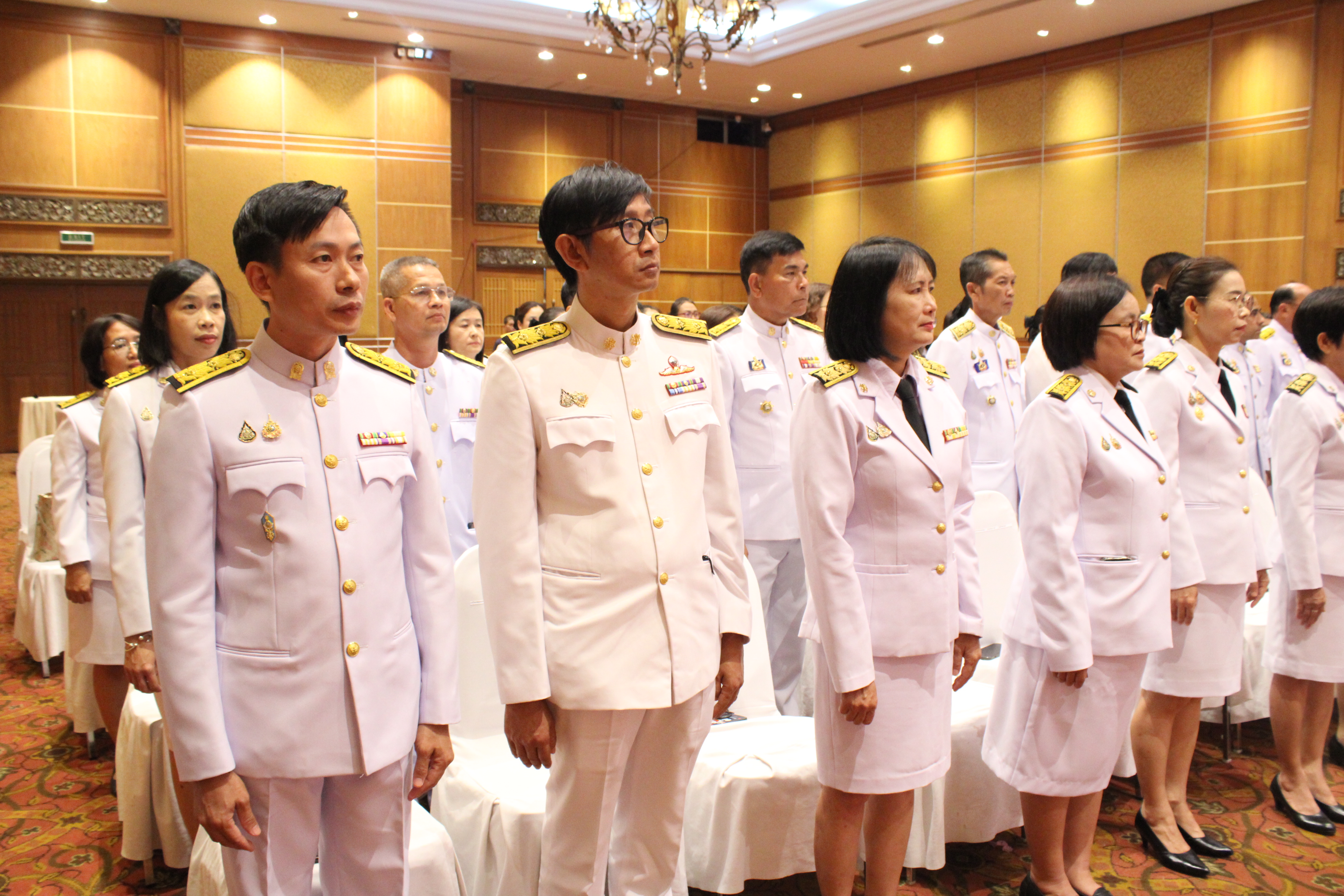 #น่านไม่เนิบ #NAN3FAST จังหวัดน่าน จัดพิธีมอบแบบลายผ้าพระราชทาน “ผ้าลายสิริราชพัสตราภรณ์” สืบสานและส่งเสริมภูมิปัญญาผ้าไทย ยกระดับหัตถศิลป์ไทยสู่มาตรฐานสากล ตามแนวพระดำริของสมเด็จพระเจ้าลูกเธอ เจ้าฟ้าสิริวัณณวรี นารีรัตนราชกัญญา