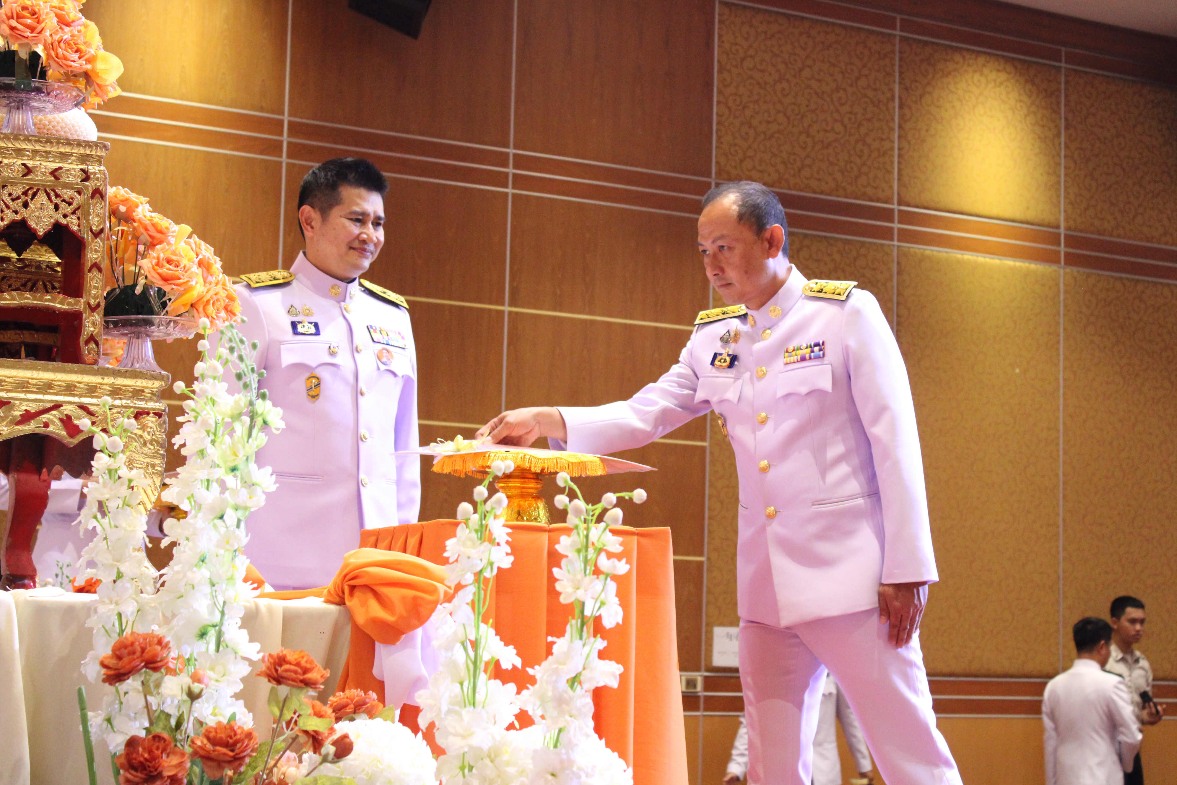 #น่านไม่เนิบ #NAN3FAST จังหวัดน่าน จัดพิธีมอบแบบลายผ้าพระราชทาน “ผ้าลายสิริราชพัสตราภรณ์” สืบสานและส่งเสริมภูมิปัญญาผ้าไทย ยกระดับหัตถศิลป์ไทยสู่มาตรฐานสากล ตามแนวพระดำริของสมเด็จพระเจ้าลูกเธอ เจ้าฟ้าสิริวัณณวรี นารีรัตนราชกัญญา