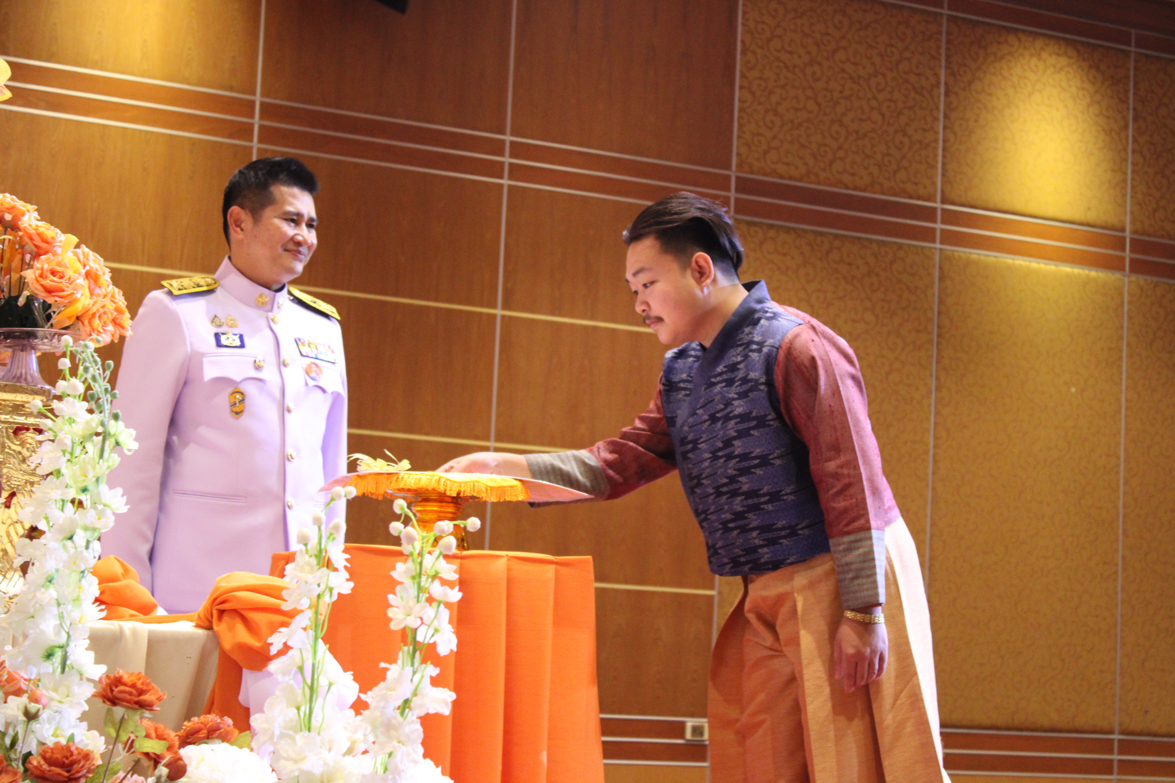 #น่านไม่เนิบ #NAN3FAST จังหวัดน่าน จัดพิธีมอบแบบลายผ้าพระราชทาน “ผ้าลายสิริราชพัสตราภรณ์” สืบสานและส่งเสริมภูมิปัญญาผ้าไทย ยกระดับหัตถศิลป์ไทยสู่มาตรฐานสากล ตามแนวพระดำริของสมเด็จพระเจ้าลูกเธอ เจ้าฟ้าสิริวัณณวรี นารีรัตนราชกัญญา