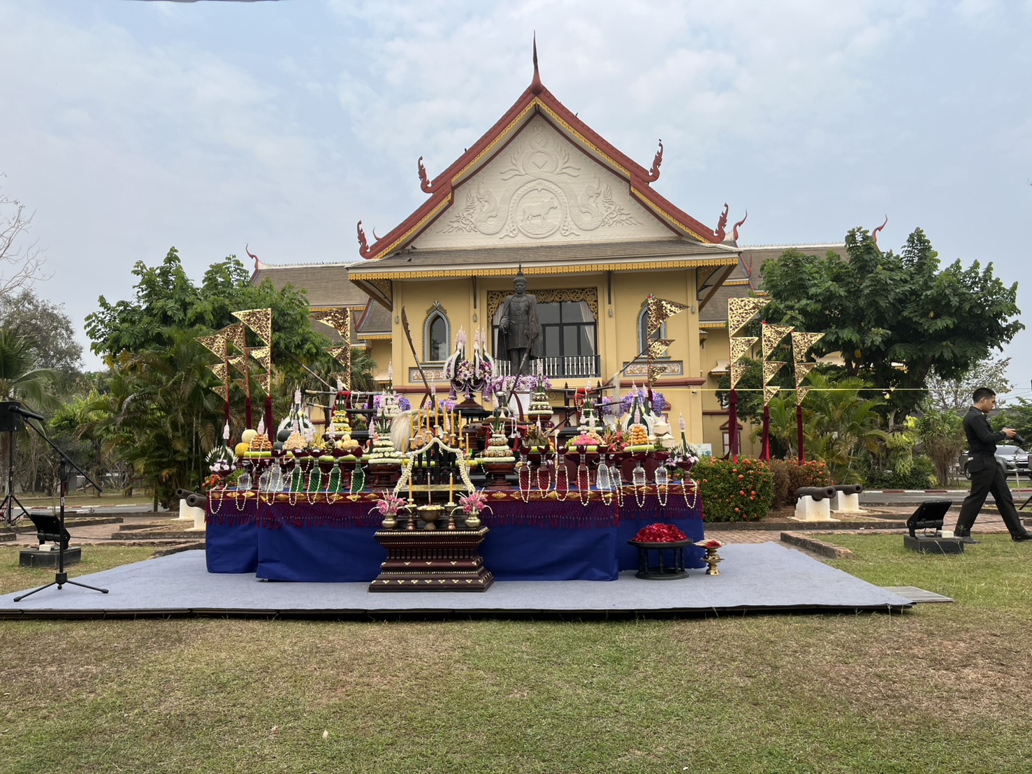 #น่านไม่เนิบ#NAN3FAST พัฒนาชุมชนน่าน ร่วมพิธีบวงสรวง เจริญพุทธมนต์ น้อมรำลึกพระมหากรุณาธิคุณเจ้าผู้ครองนครน่าน