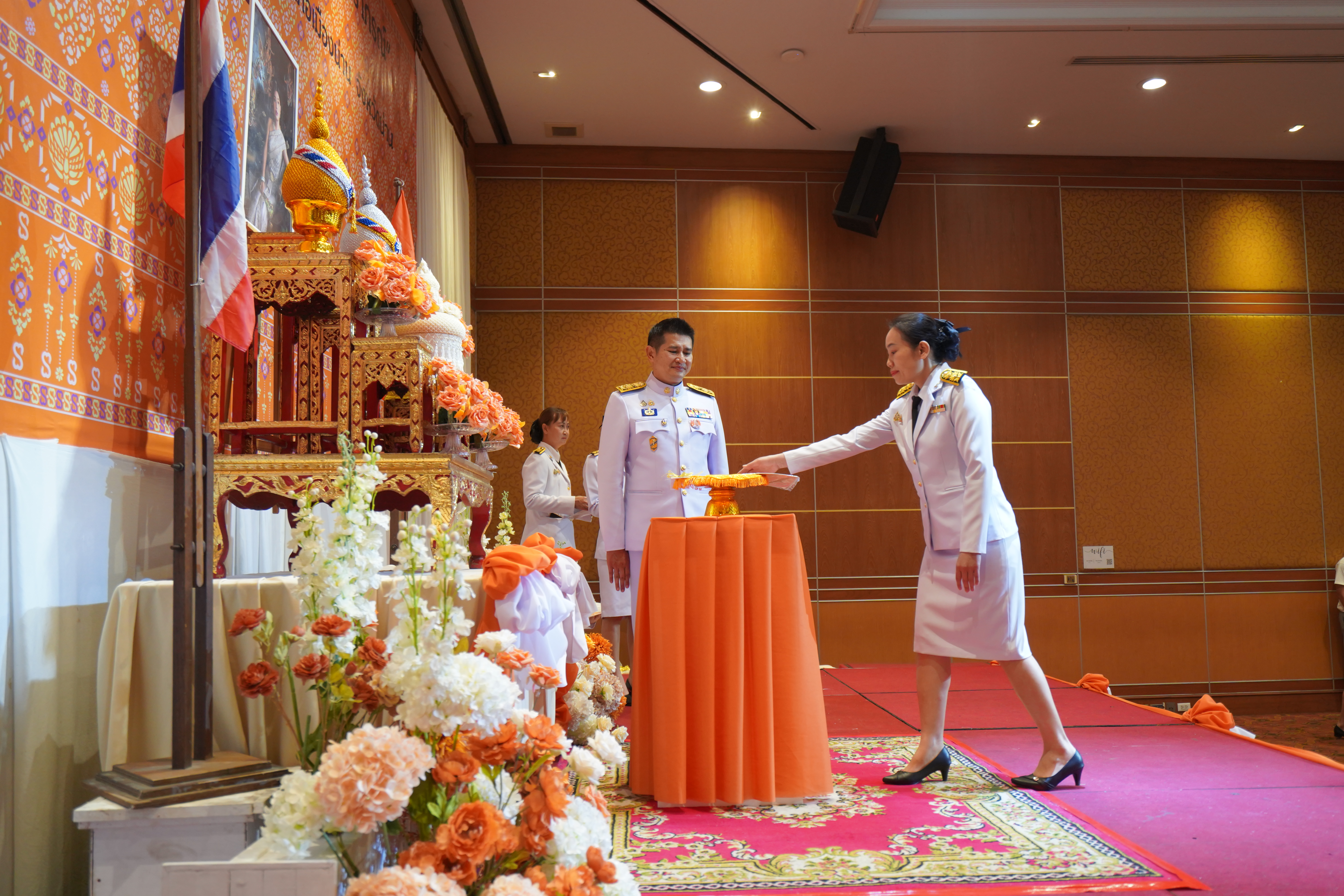 #น่านไม่เนิบ #NAN3FAST จังหวัดน่าน จัดพิธีมอบแบบลายผ้าพระราชทาน “ผ้าลายสิริราชพัสตราภรณ์” สืบสานและส่งเสริมภูมิปัญญาผ้าไทย ยกระดับหัตถศิลป์ไทยสู่มาตรฐานสากล ตามแนวพระดำริของสมเด็จพระเจ้าลูกเธอ เจ้าฟ้าสิริวัณณวรี นารีรัตนราชกัญญา