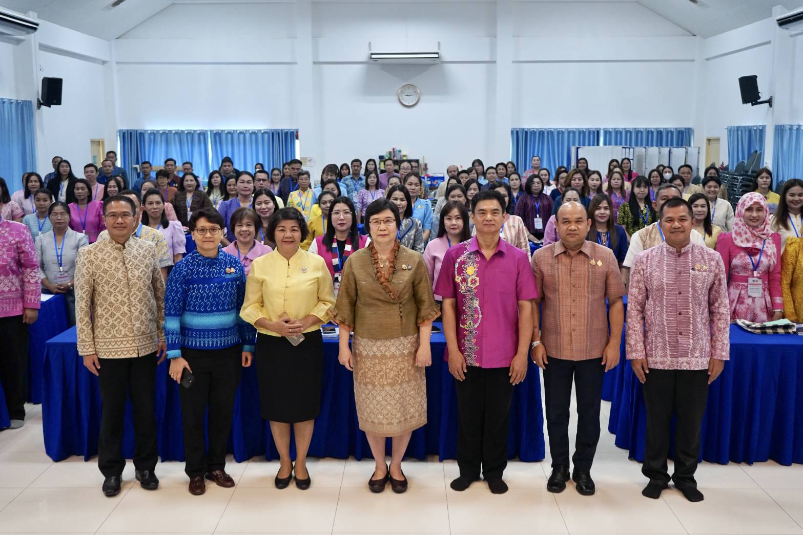 พช.น่าน ร่วมฝึกอบรมหลักสูตรเสริมสมรรถนะนักวิชาการพัฒนาชุมชนชำนาญการพิเศษ เสริมสร้างองค์ความรู้ และการบริหารเชิงกลยุทธ์