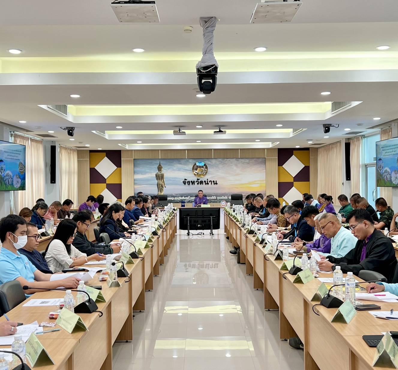 #น่านไม่เนิบ #NAN3FAST พช.น่าน เข้าร่วมประชุมติดตามการขับเคลื่อนโครงการปลูกป่า 3 อย่าง ประโยชน์ 4 อย่าง 1 ล้านไร่ เพื่อฟื้นฟูป่าต้นน้ำน่าน ตามพระราชปณิธานฯ ครั้งที่ 2/2568