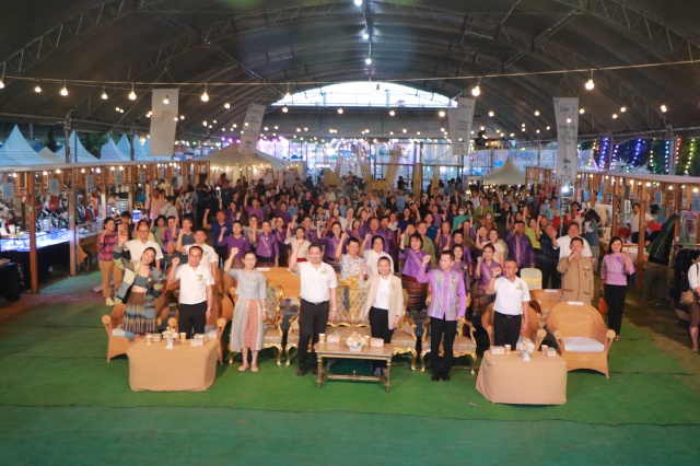 พช.น่าน ร่วมพิธีเปิดงานน่าน Green Craft “ฮัมฝนมนต์เสน่ห์น่าน”  สัมผัสมนต์เสน่ห์ของน่านในฤดูฝน