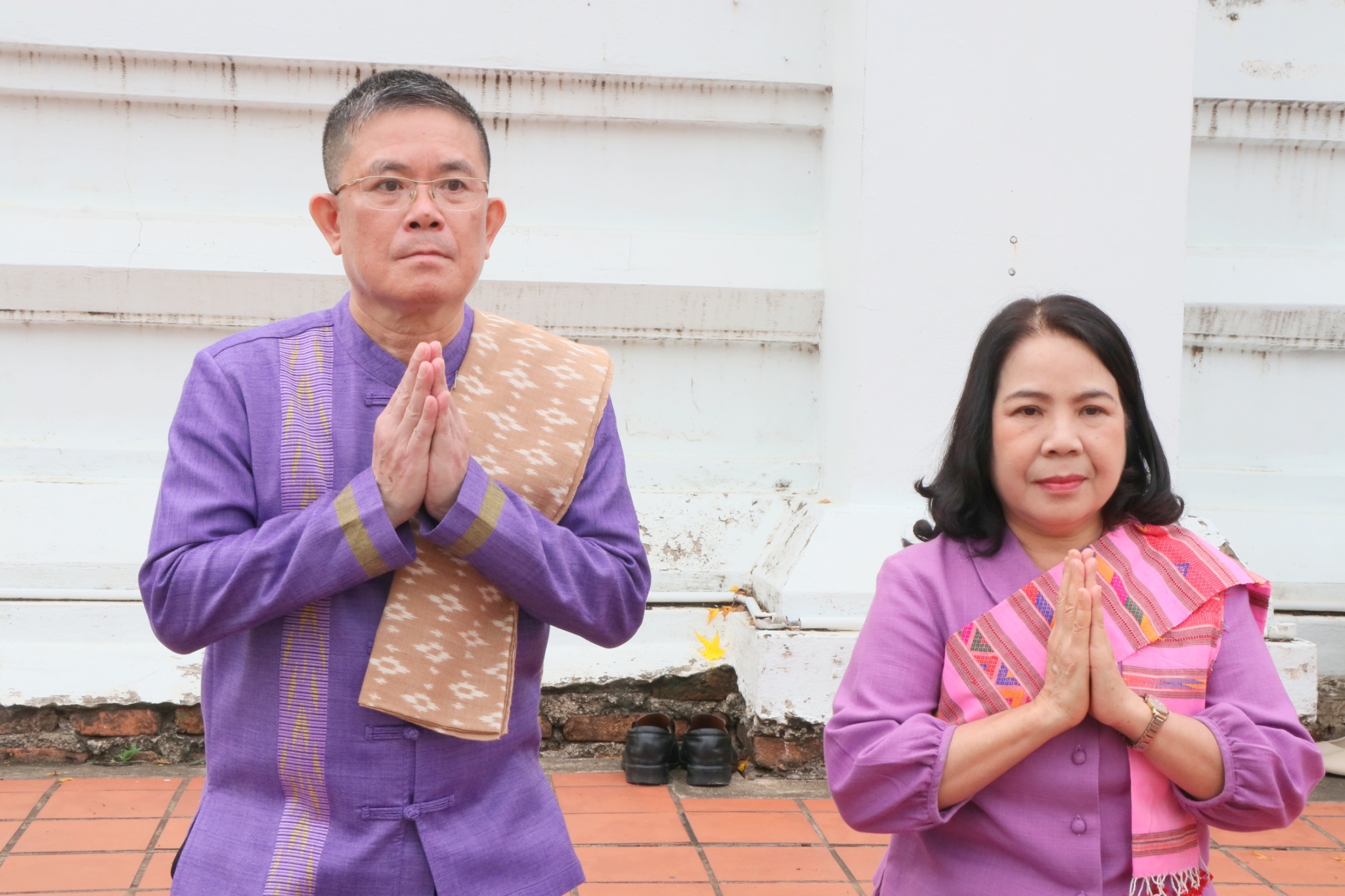 พช.น่าน ร่วมกิจกรรมตักบาตรเติมบุญ หน้าคุ้มหลวงนครน่าน ตามโครงการส่งเสริมการท่องเที่ยวของจังหวัดขับเคลื่อนเมืองเก่าน่าน สู่เมืองมรดกโลก