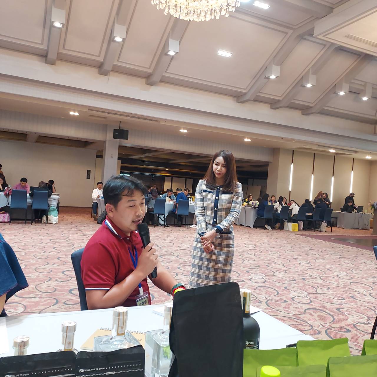 พัฒนาชุมชนน่าน นำผู้ประกอบการ OTOP เข้าร่วมโครงการพัฒนาสู่การเป็นผู้จำหน่ายมืออาชีพ เพิ่มศักยภาพบนแพลตฟอร์มออนไลน์