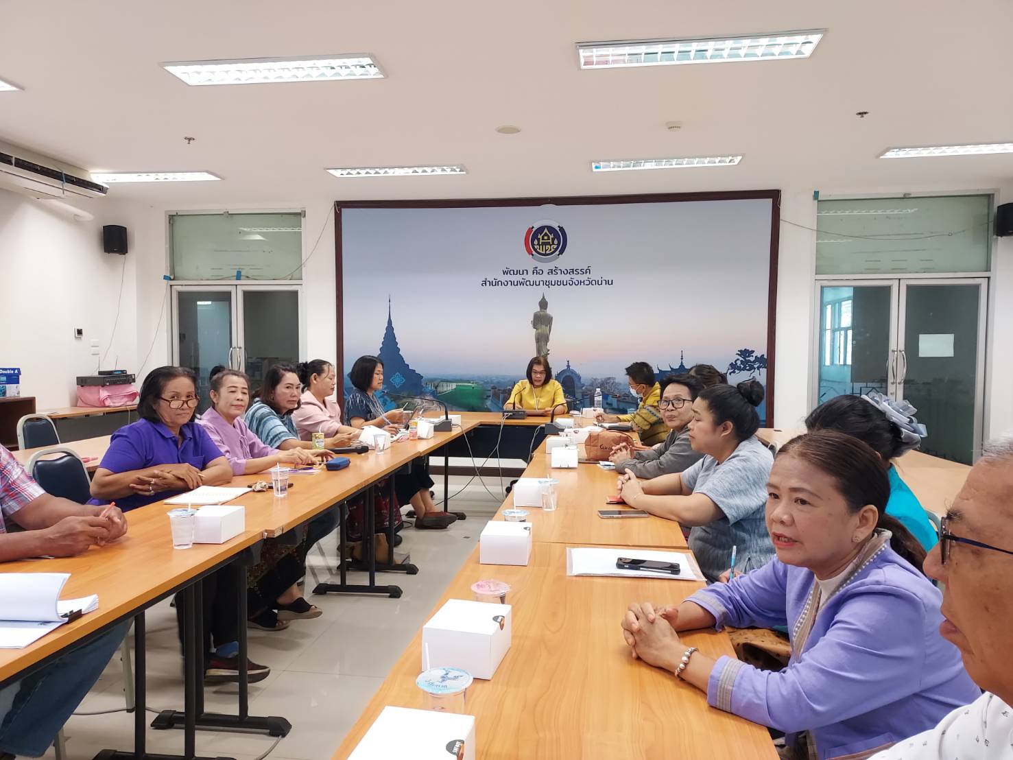 พช.น่าน ประชุมคัดเลือกคณะกรรมการเครือข่าย OTOP จังหวัดน่าน มุ่งขับเคลื่อนการพัฒนาอย่างเป็นระบบ