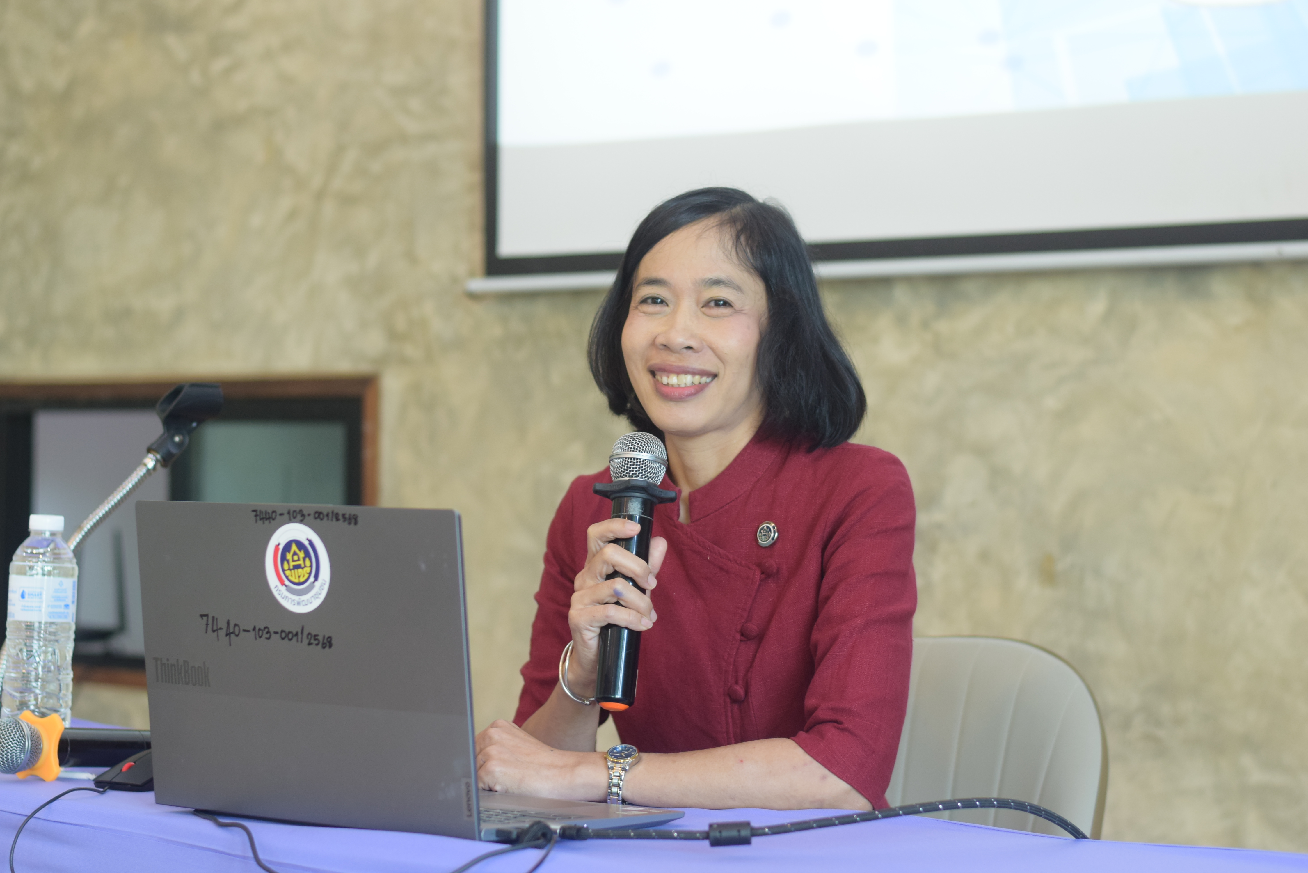 พช.น่าน จัดประชุมเชิงปฏิบัติการเสริมสร้างธรรมาภิบาลกลุ่มออมทรัพย์ฯ มุ่งพัฒนาศักยภาพการบริหารจัดการอย่างยั่งยืน
