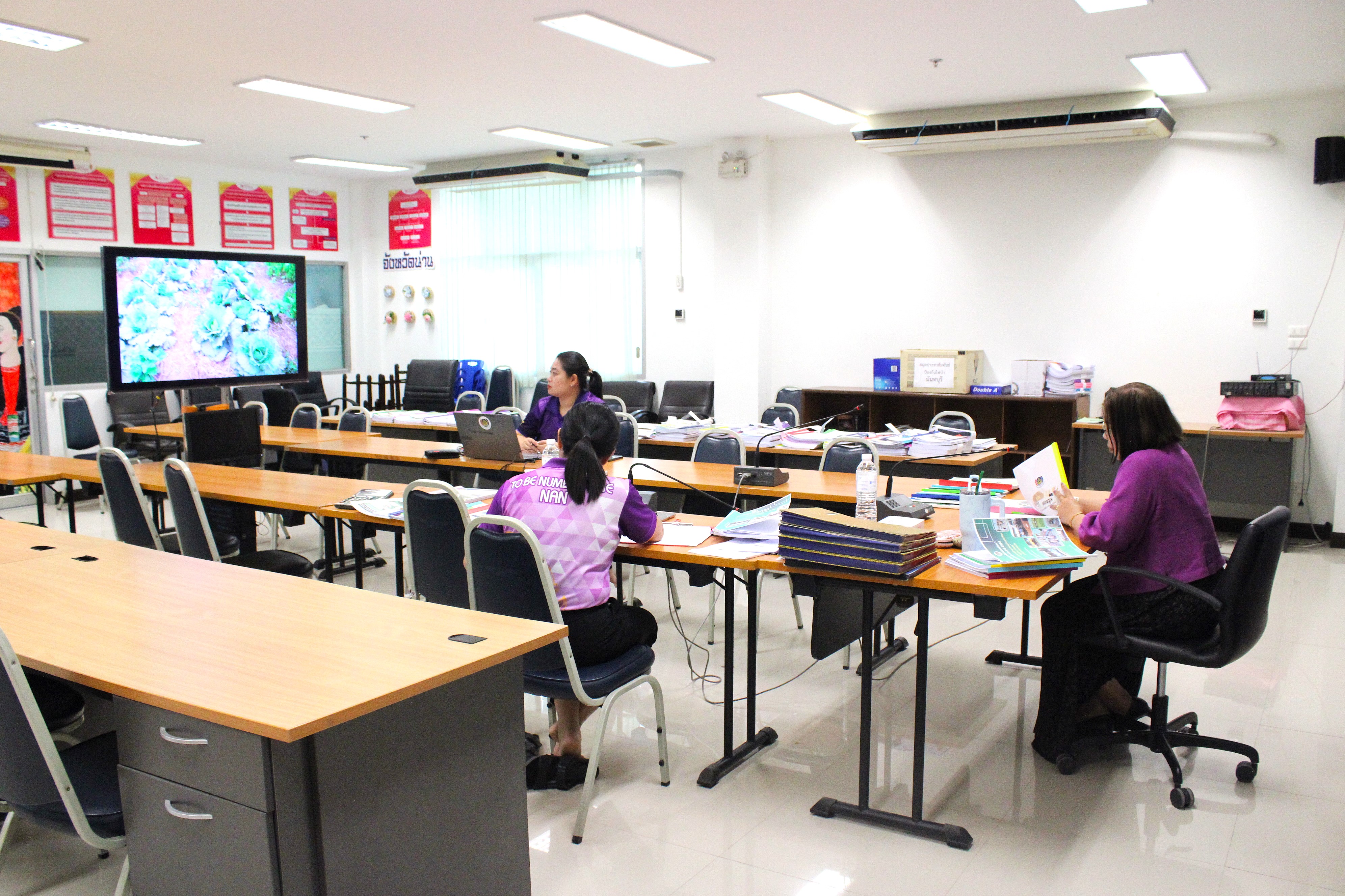 พช.น่าน ดำเนินการคัดสรรกิจกรรมพัฒนาชุมชนดีเด่น ประจำปี 2568 มุ่งเฟ้นหา กลุ่ม องค์กร และผู้นำต้นแบบชุมชนเข้มแข็ง สู่การพัฒนาอย่างยั่งยืน