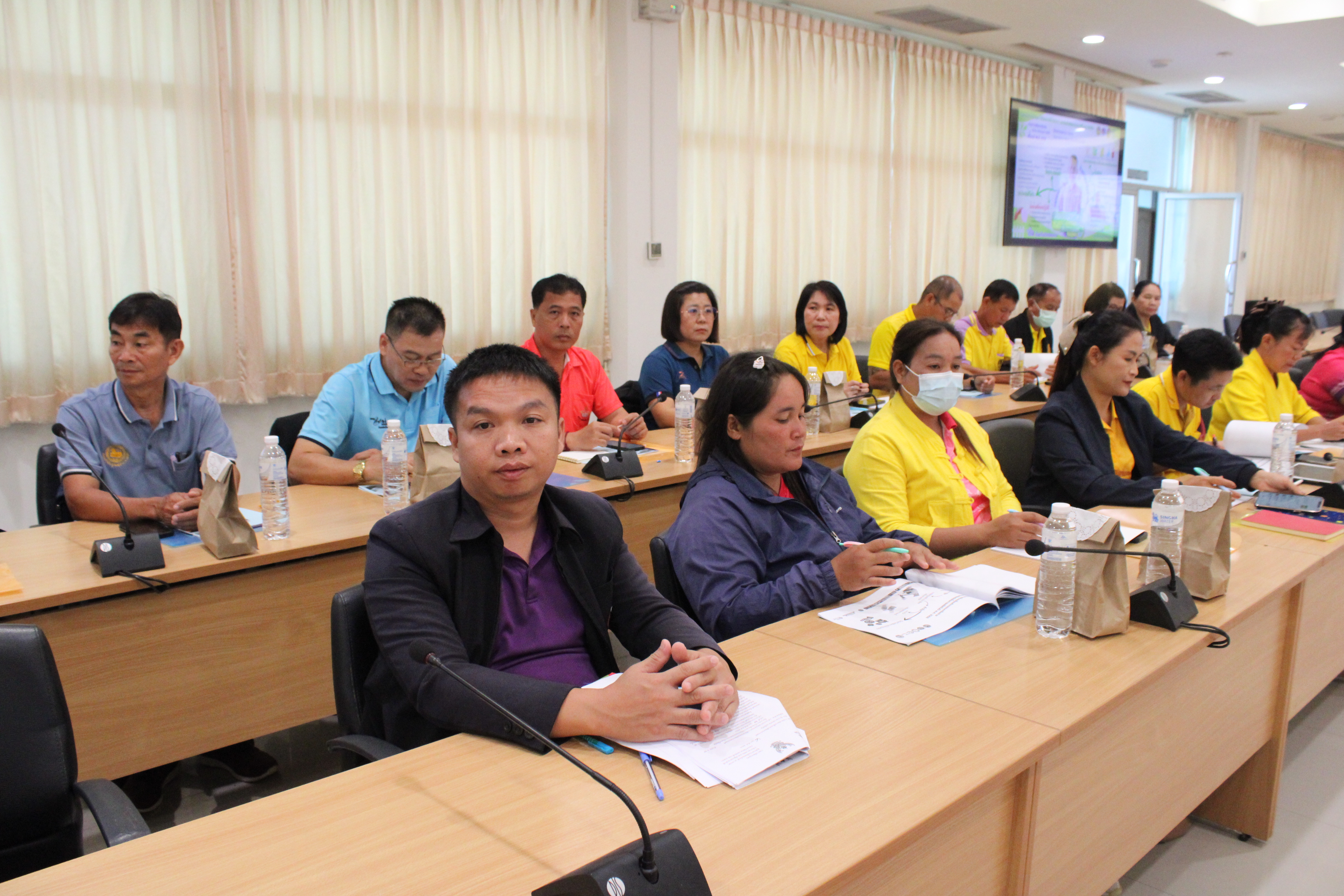 พช.น่าน ประชุมเสริมศักยภาพเครือข่ายกองทุนชุมชน หนุนกลุ่มออมทรัพย์เข้มแข็งตามหลักธรรมาภิบาล