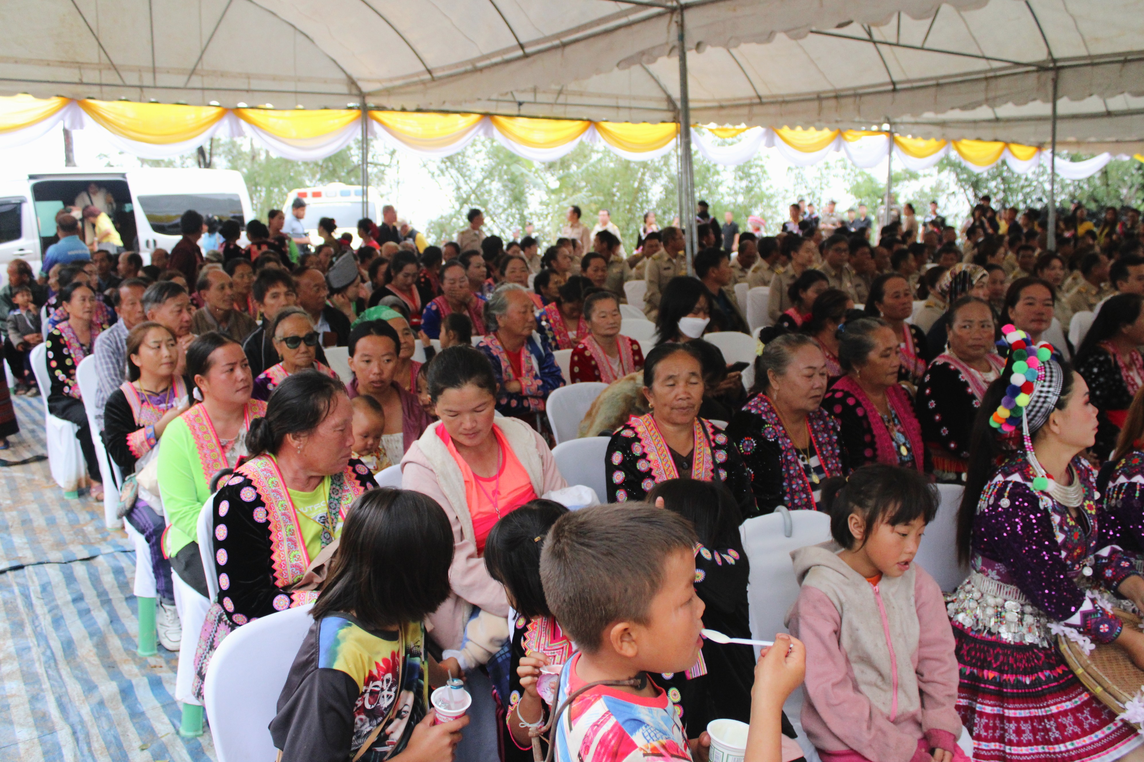 พช.น่าน ร่วมพิธีเปิดศาลาปฏิบัติธรรมพระธรรมจาริก เฉลิมพระเกียรติพระบาทสมเด็จพระเจ้าอยู่หัว เนื่องในโอกาสพระราชพิธีมหามงคลเฉลิมพระชนมพรรษา 6 รอบ 28 กรกฎาคม 2567 โดยโครงการทุนเล่าเรียนหลวงสำหรับพระสงฆ์
