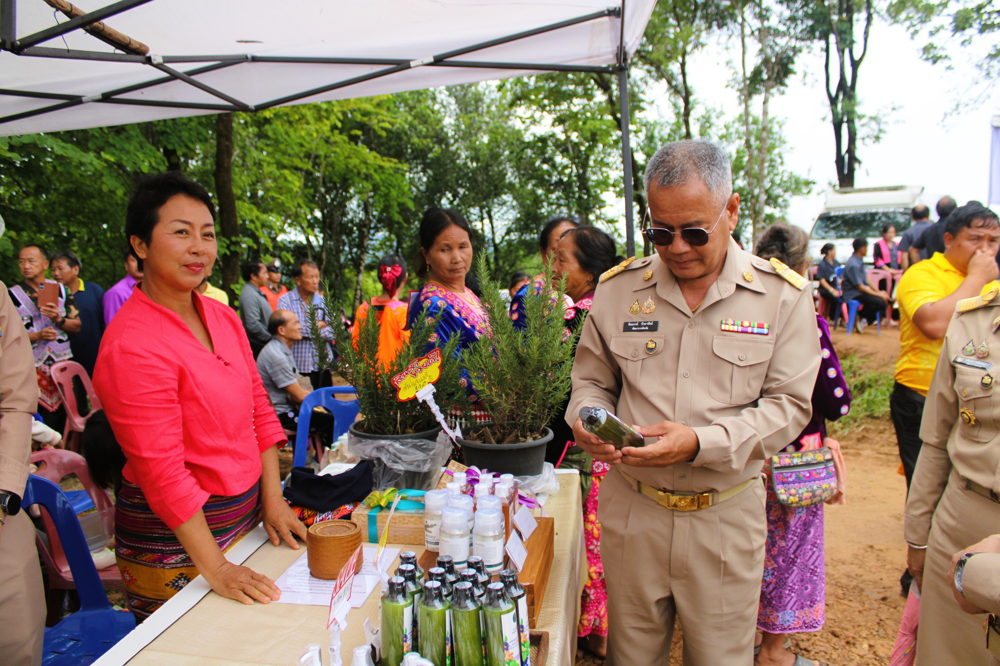 พช.น่าน ร่วมพิธีเปิดศาลาปฏิบัติธรรมพระธรรมจาริก เฉลิมพระเกียรติพระบาทสมเด็จพระเจ้าอยู่หัว เนื่องในโอกาสพระราชพิธีมหามงคลเฉลิมพระชนมพรรษา 6 รอบ 28 กรกฎาคม 2567 โดยโครงการทุนเล่าเรียนหลวงสำหรับพระสงฆ์