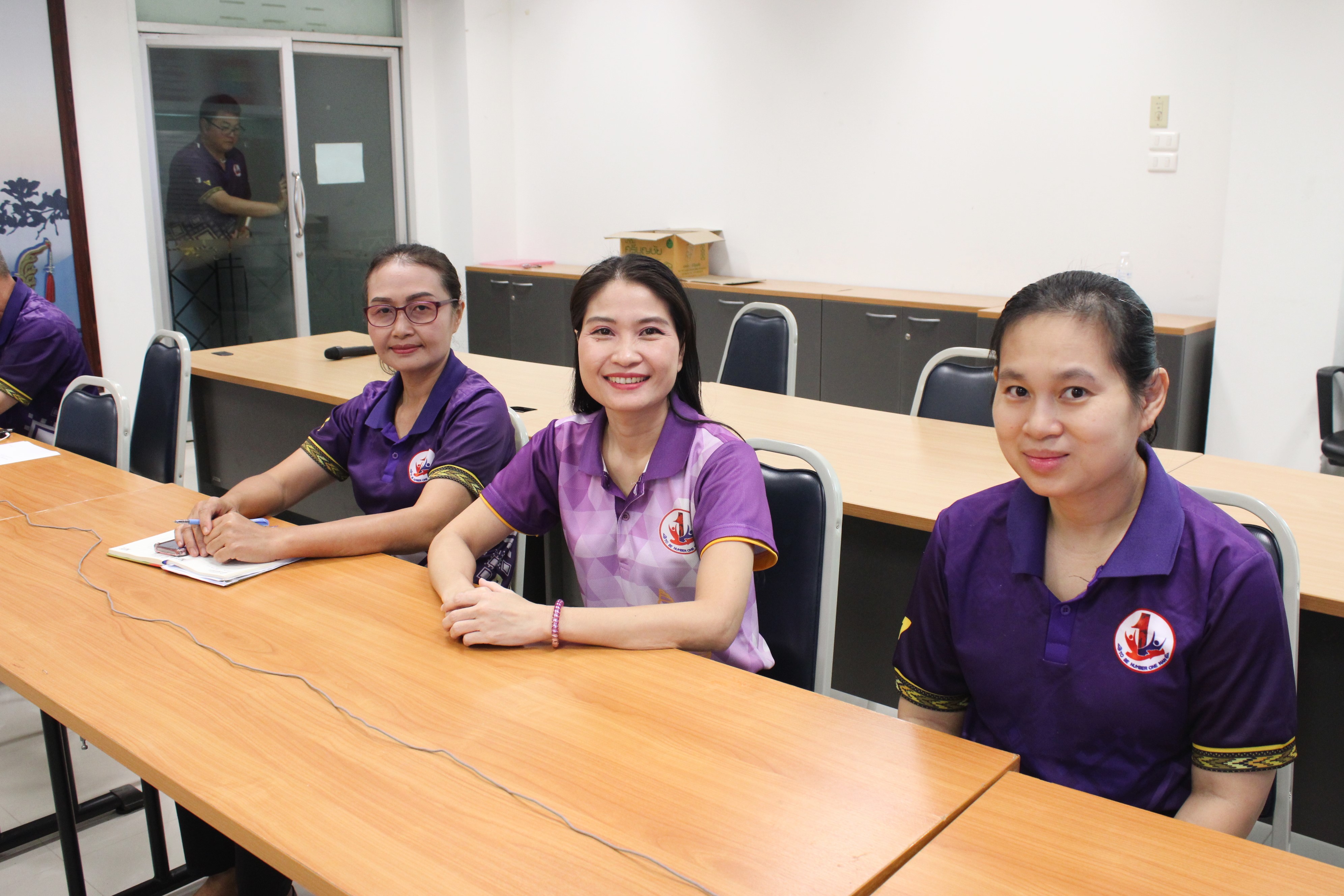 พช.น่าน ร่วมประชุมกรมการพัฒนาชุมชน เตรียมพร้อมขับเคลื่อนภารกิจสำคัญ เน้นย้ำ OTOP Midyear 2025 และการขับเคลื่อนงานกองทุนแม่ของแผ่นดิน