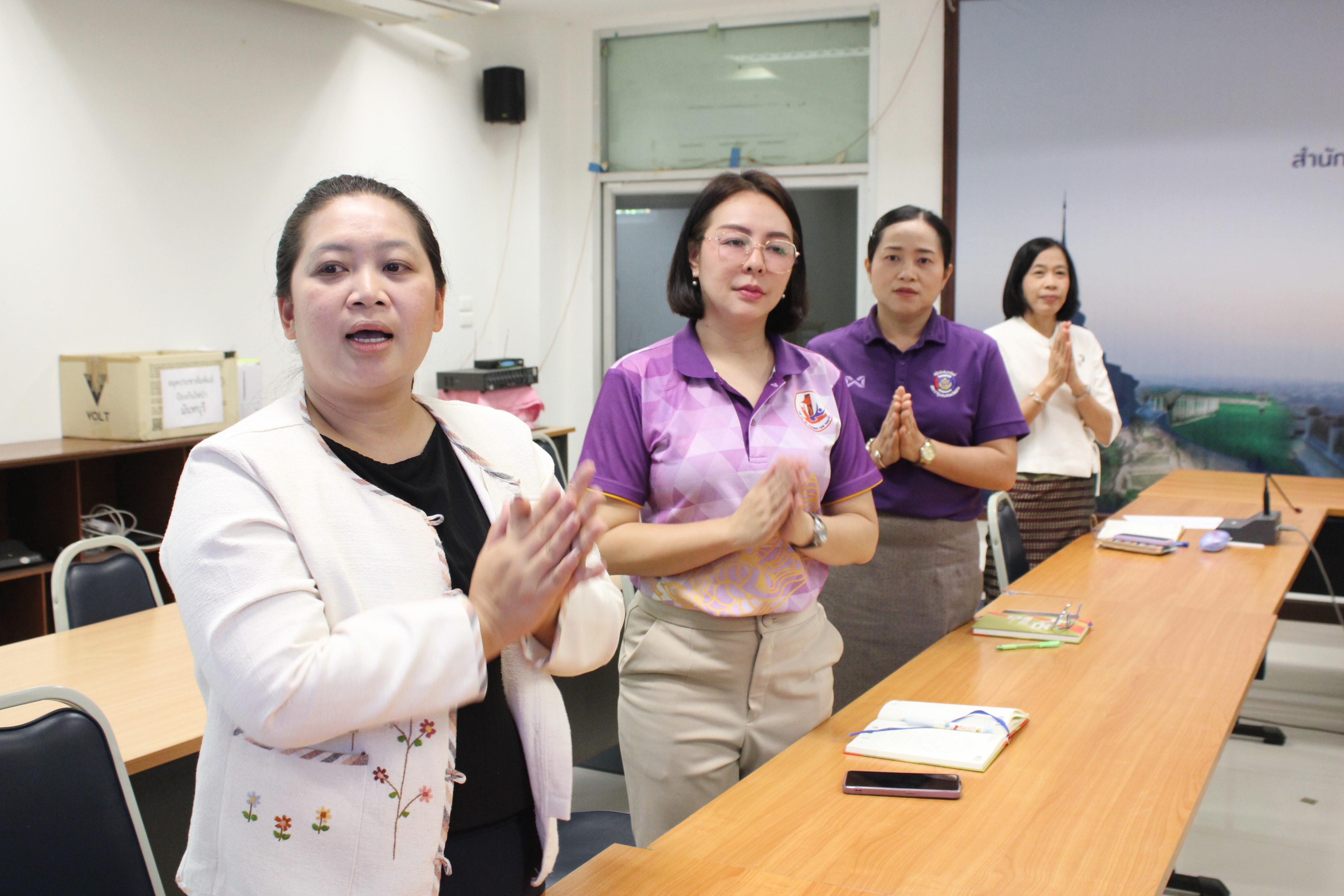 พช.น่าน ร่วมประชุมกรมการพัฒนาชุมชน เตรียมพร้อมขับเคลื่อนภารกิจสำคัญ เน้นย้ำ OTOP Midyear 2025 และการขับเคลื่อนงานกองทุนแม่ของแผ่นดิน