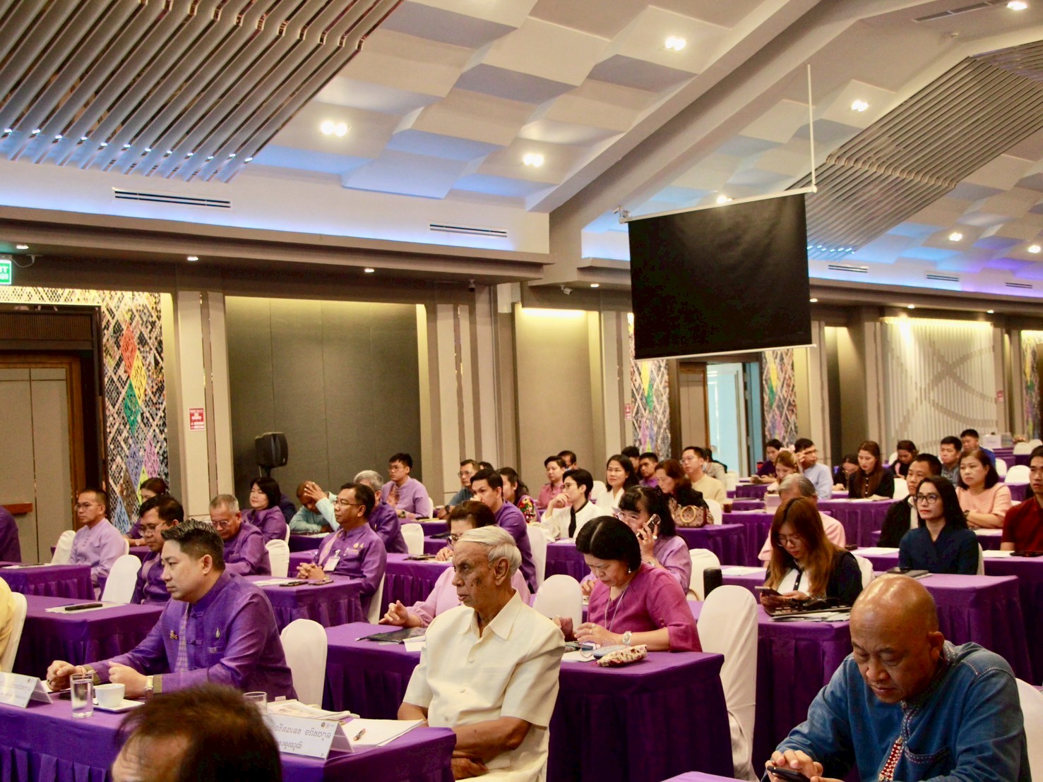 #น่านไม่เนิบ #NAN3FAST พช.น่าน เข้าร่วมประชุมเชิงปฏิบัติการ “ทิศทางนโยบายการขับเคลื่อนเมืองสร้างสรรค์จังหวัดน่าน” มุ่งสู่เครือข่ายระดับโลกของยูเนสโก