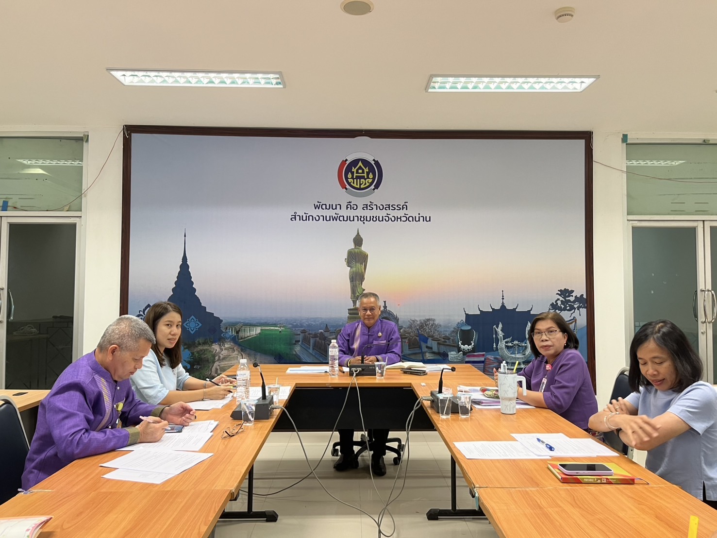 #น่านไม่เนิบ #NAN3FAST พช.น่าน ประชุมผู้อำนวยการกลุ่มงาน และนักวิชาการพัฒนาชุมชน เพื่อวางแผนขับเคลื่อนงานพัฒนาชุมชน ประจำเดือนเมษายน 2568