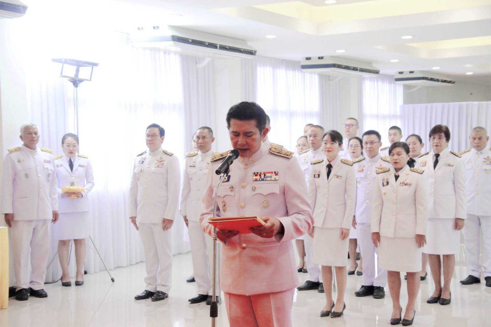 พช.น่าน ร่วมพิธีวันคล้ายวันสวรรคต พระบาทสมเด็จพระปรเมนทรมหาอานันทมหิดล ประจำปี 2568 น้อมรำลึกในพระมหากรุณาธิคุณ