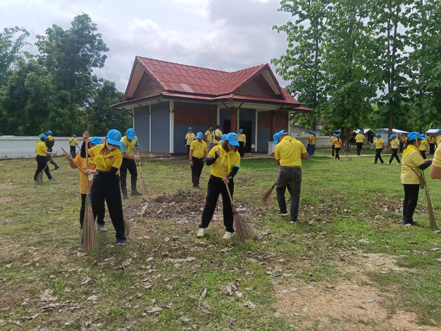 พช.น่าน ร่วมกิจกรรมจิตอาสาพัฒนา เนื่องในวันเฉลิมพระชนมพรรษา สมเด็จพระนางเจ้าฯ พระบรมราชินี
