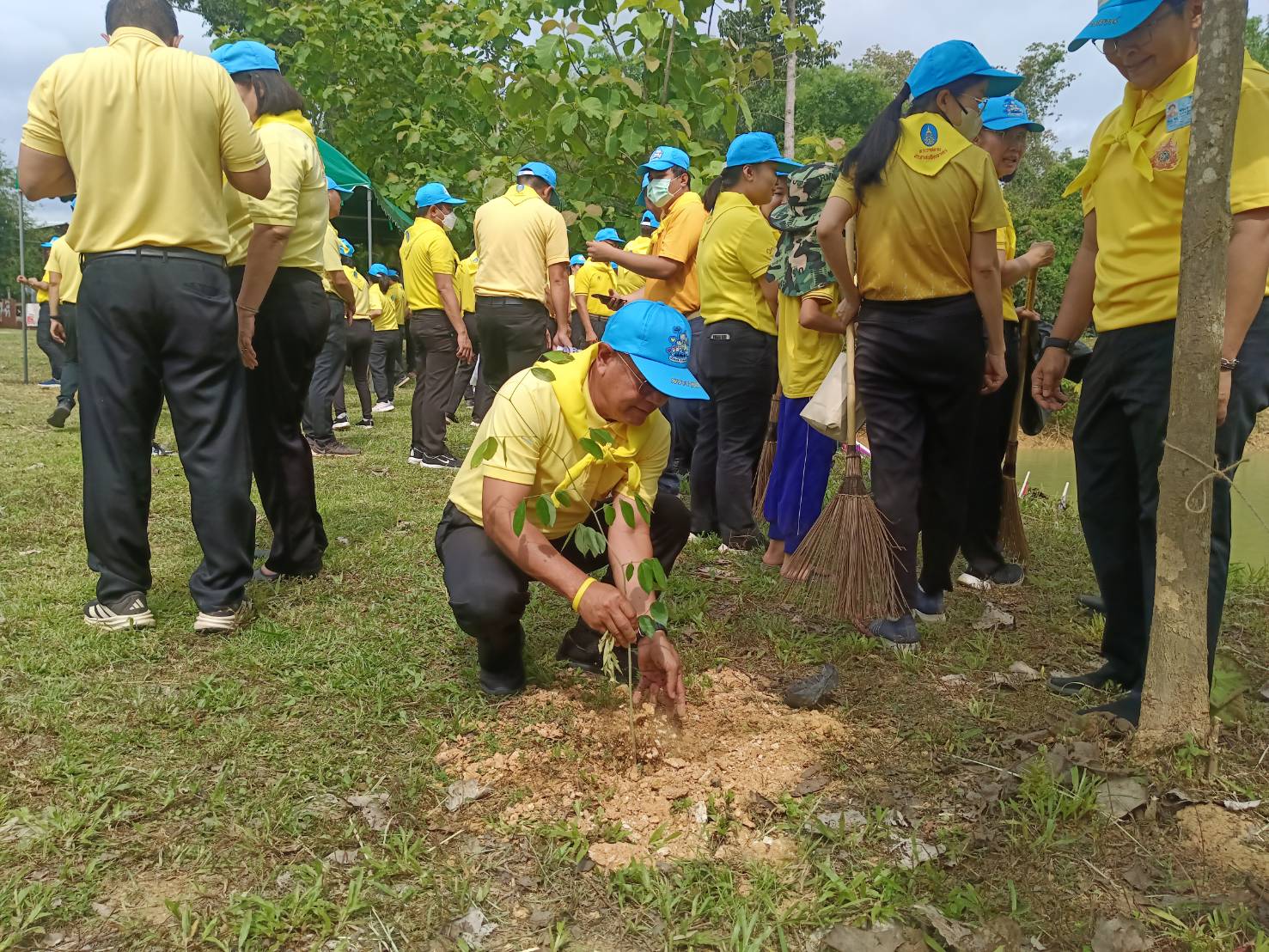 พช.น่าน ร่วมกิจกรรมจิตอาสาพัฒนา เนื่องในวันเฉลิมพระชนมพรรษา สมเด็จพระนางเจ้าฯ พระบรมราชินี