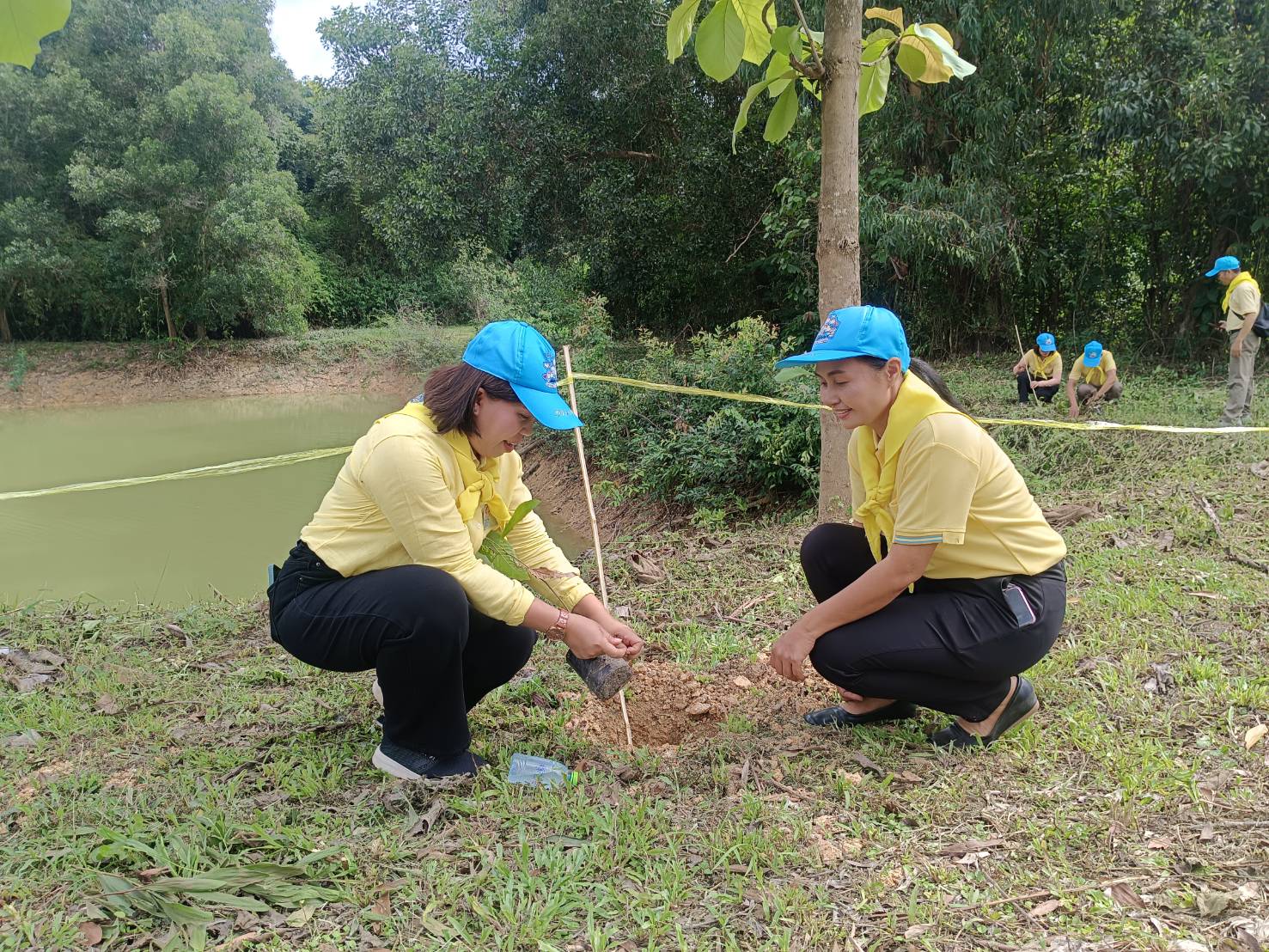 พช.น่าน ร่วมกิจกรรมจิตอาสาพัฒนา เนื่องในวันเฉลิมพระชนมพรรษา สมเด็จพระนางเจ้าฯ พระบรมราชินี