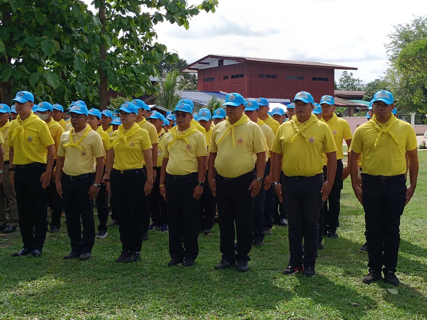 พช.น่าน ร่วมกิจกรรมจิตอาสาพัฒนา เนื่องในวันเฉลิมพระชนมพรรษา สมเด็จพระนางเจ้าฯ พระบรมราชินี