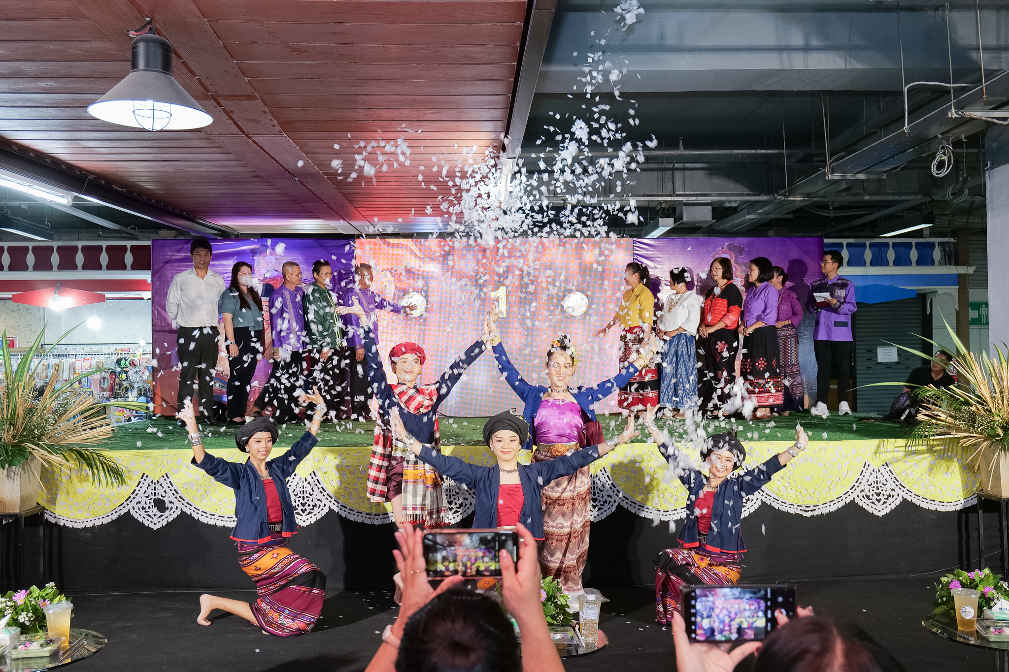 จังหวัด น่านจัดงาน “OTOP น่าน OTOP ล้านนา” ที่จังหวัดพิษณุโลก เพิ่มช่องทางการตลาดผู้ประกอบการ ยกระดับผลิตภัณฑ์สู่สากล