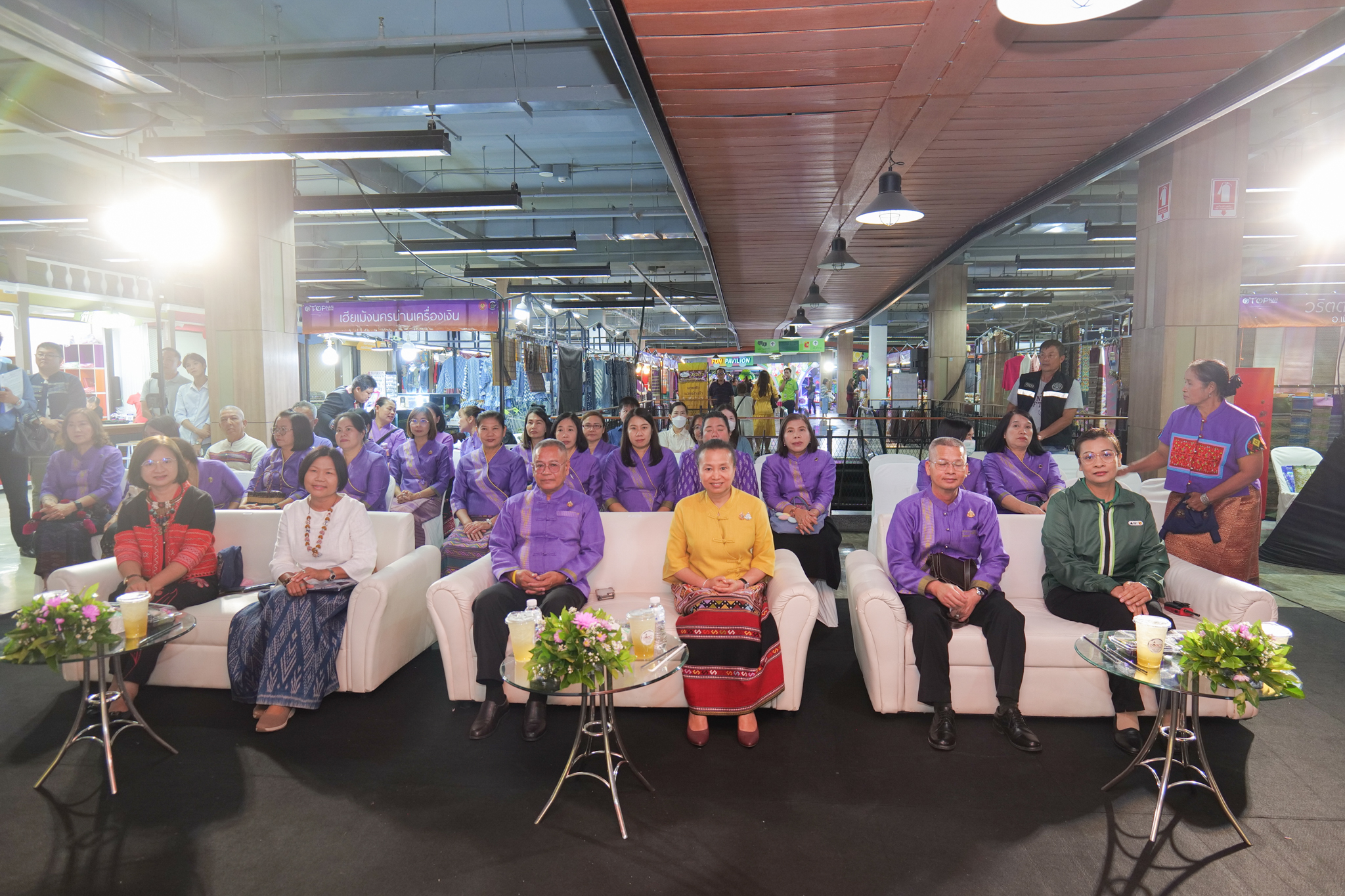 จังหวัด น่านจัดงาน “OTOP น่าน OTOP ล้านนา” ที่จังหวัดพิษณุโลก เพิ่มช่องทางการตลาดผู้ประกอบการ ยกระดับผลิตภัณฑ์สู่สากล