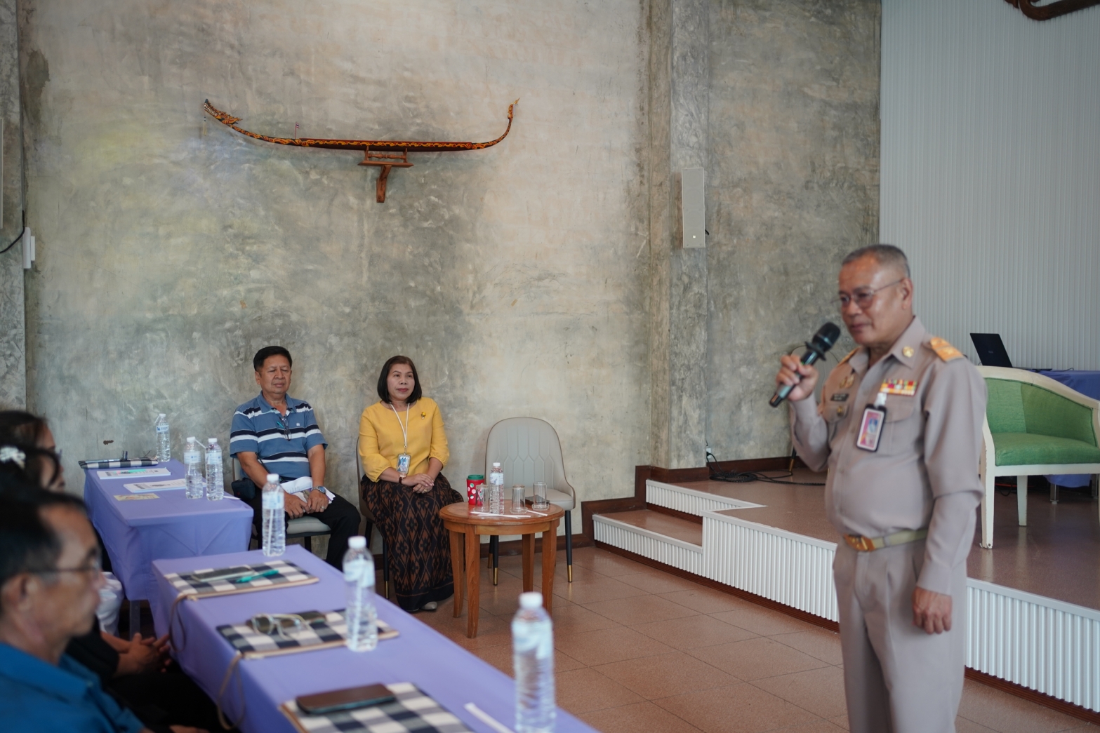 พช.น่าน จัดประชุมเชิงปฏิบัติการยกระดับตลาดนัดคนไทยยิ้มได้ มุ่งเชื่อมโยงการท่องเที่ยว-เพิ่มช่องทางการตลาด