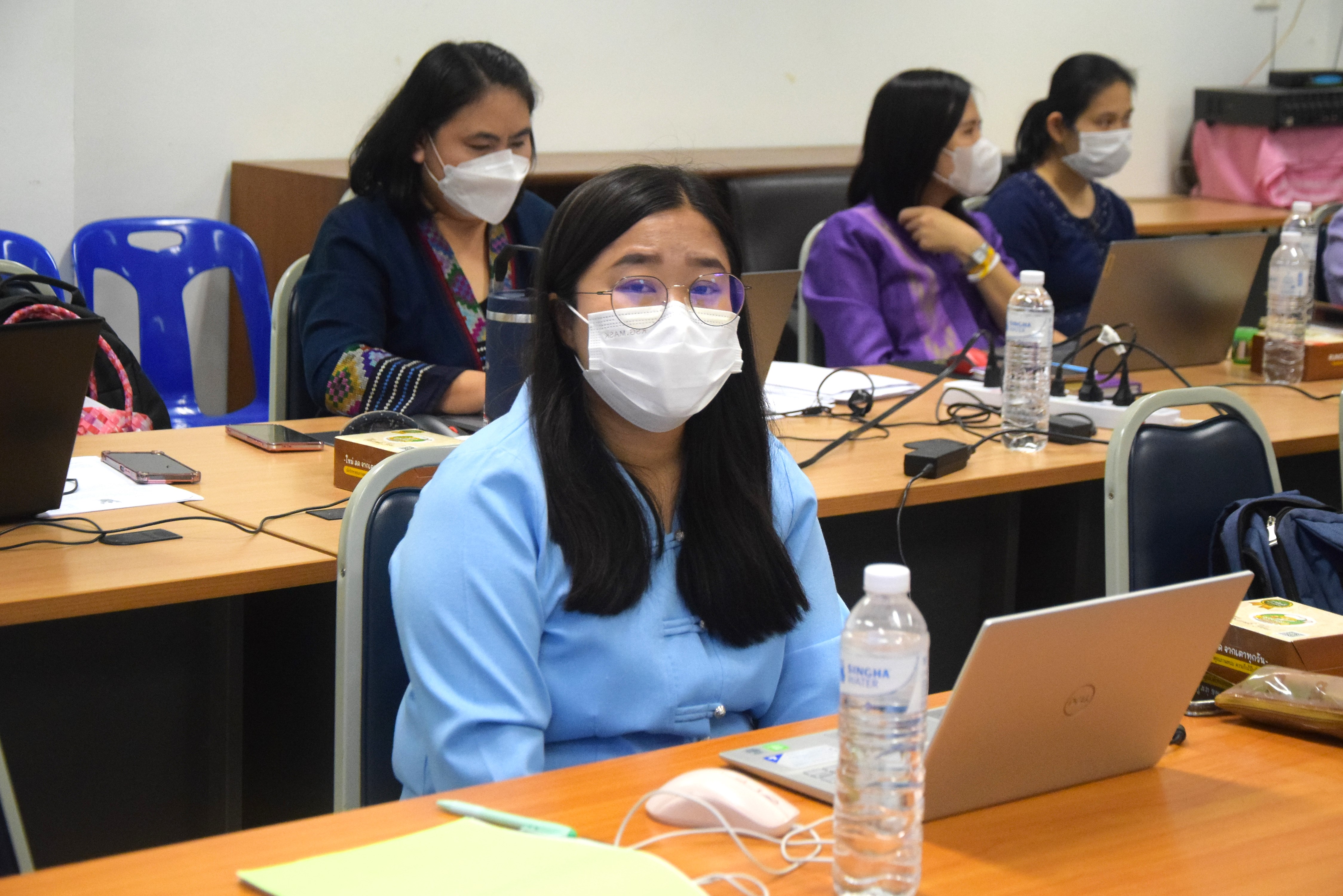 พช.น่าน เร่งเครื่อง “น่านไม่เนิบ น่าน 3 Fast” ประชุมขับเคลื่อนสำนักงานดิจิทัล 4.0 ยกระดับบุคลากรสู่องค์กรข้อมูลทันสมัย Fast Data