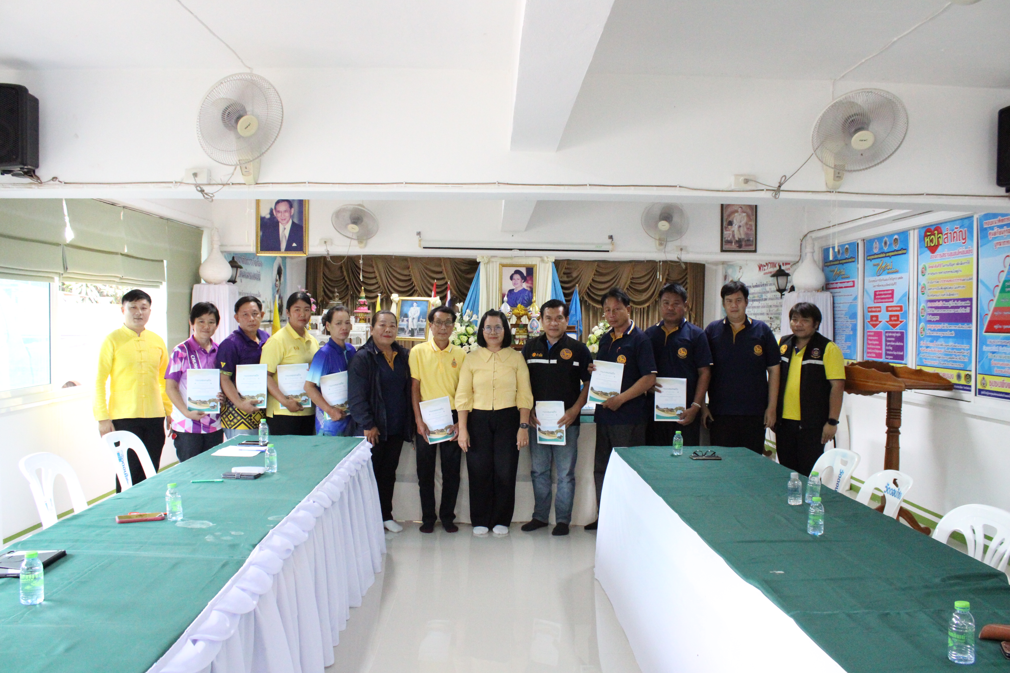 พช.น่าน ประชุมขับเคลื่อนศูนย์สารสนเทศต้นแบบ หนุนตำบลนาน้อย ใช้ข้อมูลจริงพัฒนาคุณภาพชีวิตคนในพื้นที่