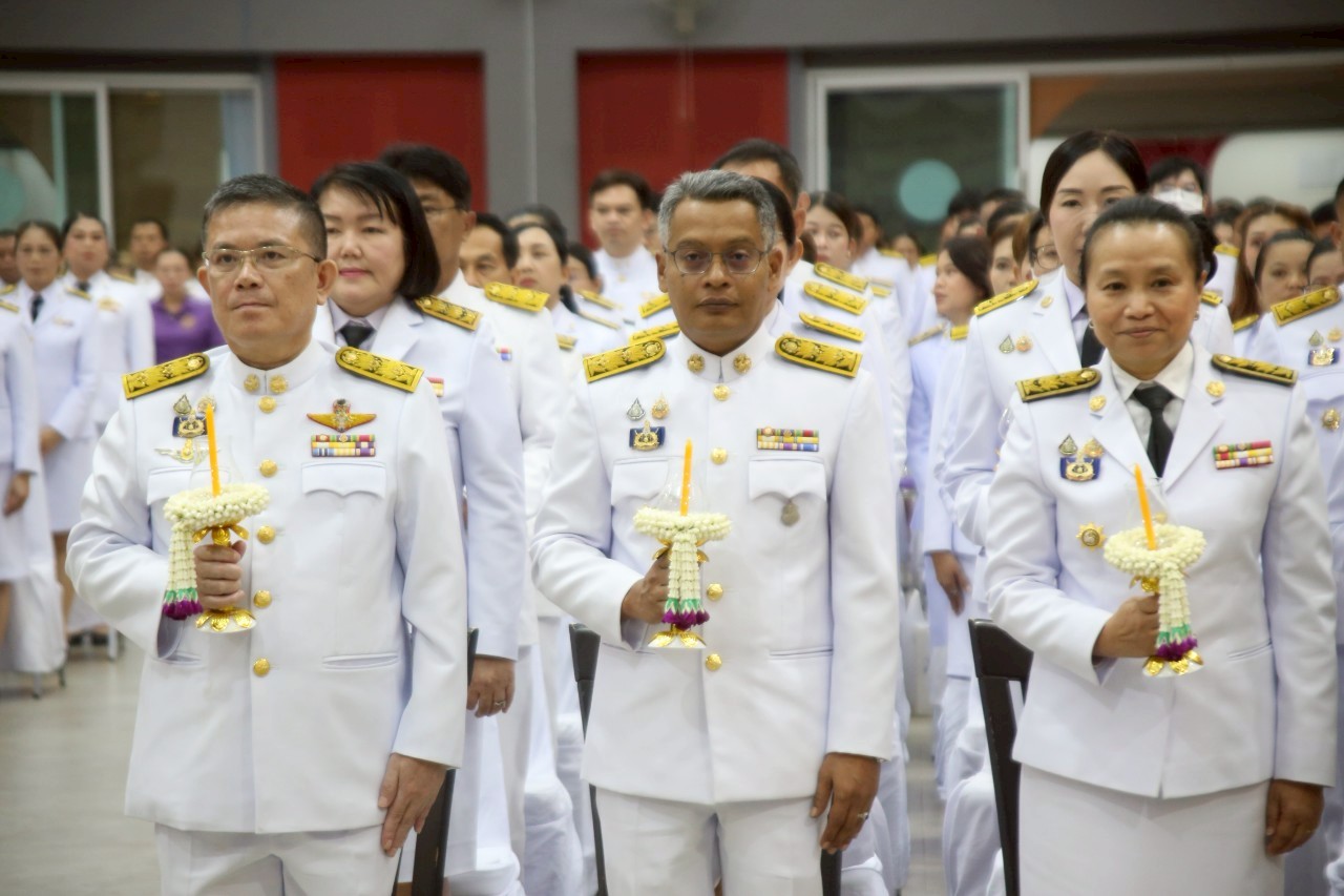 พช.น่าน ร่วมพิธีถวายเครื่องราชสักการะและวางพานพุ่มถวายพระพรชัยมงคล เนื่องในวันเฉลิมพระชนมพรรษา สมเด็จพระนางเจ้าฯ พระบรมราชินี