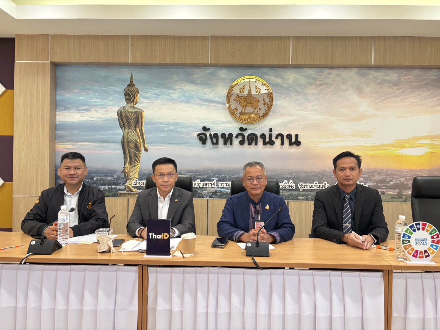 พช.น่าน จับมืออัยการจังหวัด ดำเนินการไกล่เกลี่ยก่อนฟ้องลูกหนี้กองทุนพัฒนาบทบาทสตรี ลดภาระหนี้ สร้างโอกาสเริ่มต้นใหม่อย่างยั่งยืน