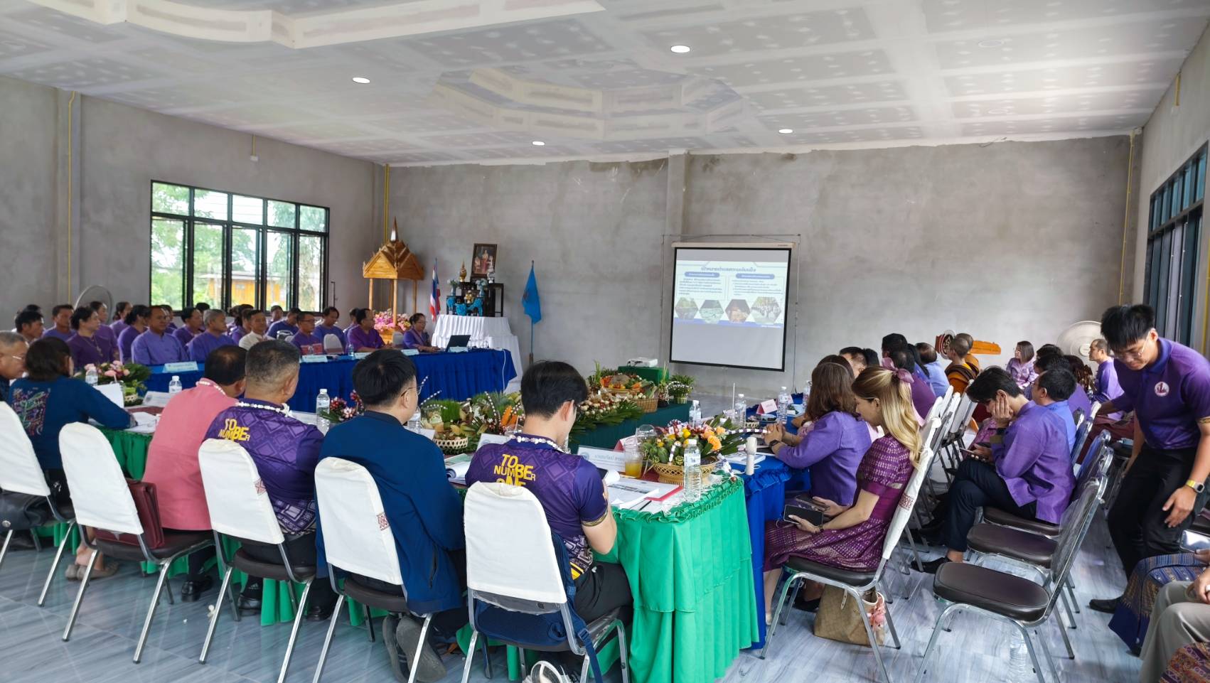 พช.น่าน ขับเคลื่อนเศรษฐกิจพอเพียง ลงพื้นที่คัดสรรหมู่บ้าน-ตำบลต้นแบบ สร้างความเข้มแข็งชุมชน ประจำปี 2568