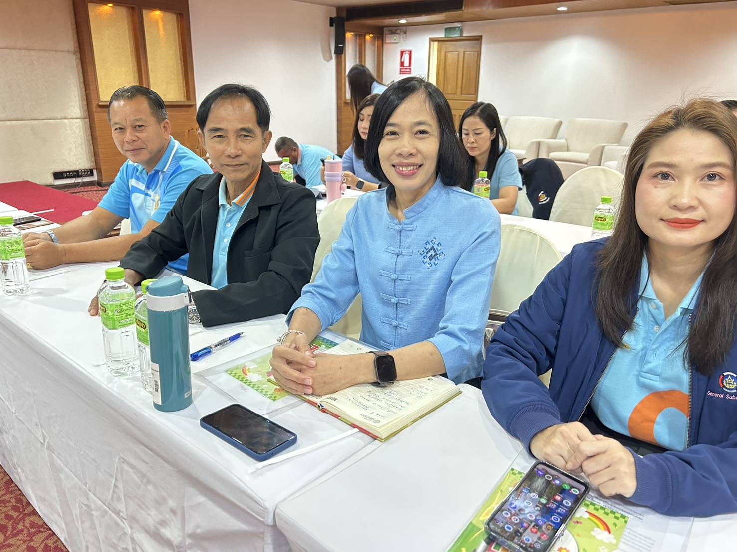 พช.น่าน ร่วมประชุมเชิงปฏิบัติการ ขับเคลื่อนฟื้นฟูหมู่บ้านกองทุนแม่ของแผ่นดิน เตรียมพร้อมสู่มหกรรมระดับชาติ ปี 2568