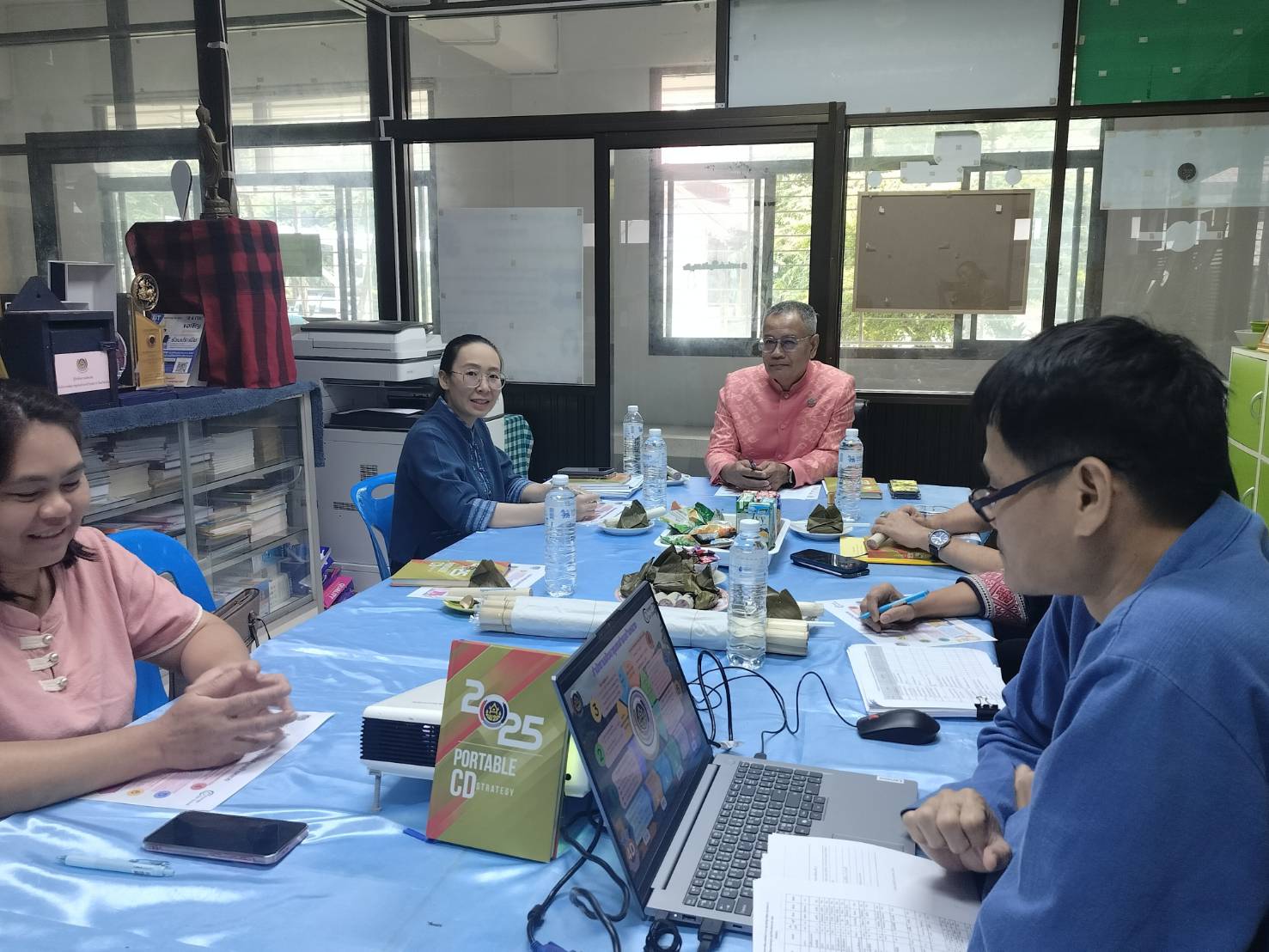 พช.น่าน ลงพื้นที่นิเทศ ติดตาม และสนับสนุนการดำเนินงานพัฒนาชุมชนอำเภอบ้านหลวง