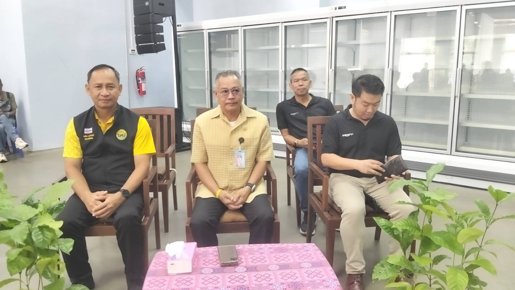 พัฒนาการจังหวัดน่าน เป็นประธานเปิดกิจกรรม “แจกต้นกล้ากาแฟโรบัสต้า ฟื้นฟูป่า สร้างรายได้” ส่งเสริมอาชีพ สร้างความยั่งยืนให้ชุมชน