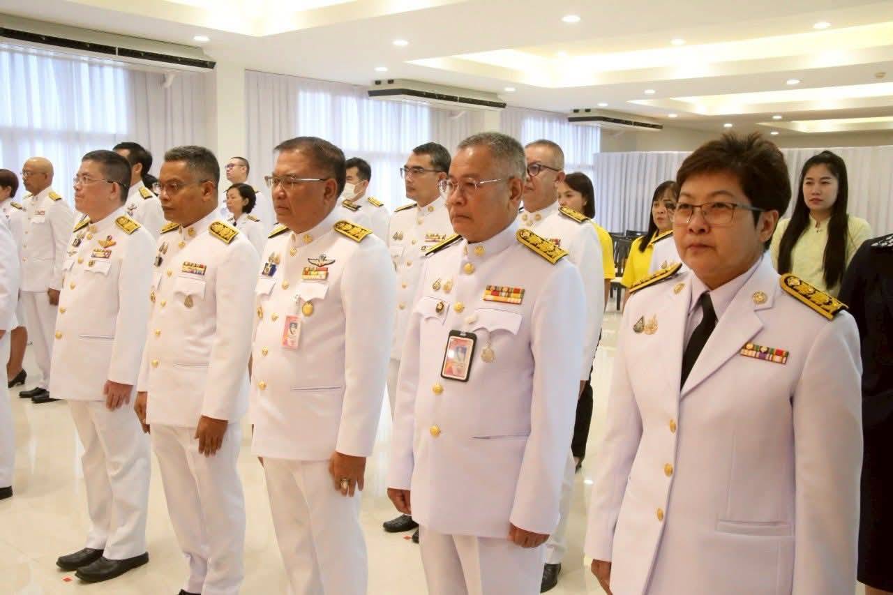 พช.น่าน ร่วมพิธีวางพวงมาลาถวายราชสักการะเนื่องในวันคล้ายวันสวรรคตสมเด็จพระนารายณ์มหาราช