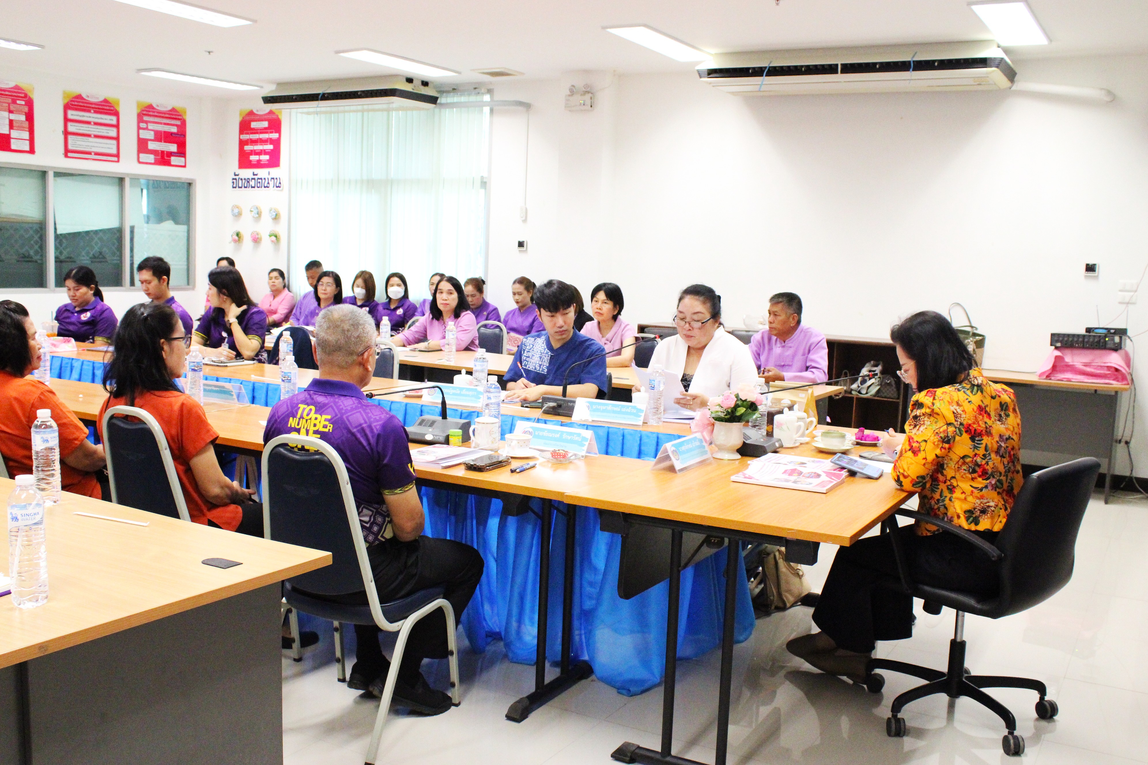 “ผู้ตรวจราชการ พช. ลงพื้นที่น่าน คัดเลือกคนกองทุนสตรีดีเด่น หนุนบทบาทสตรีในงานพัฒนาชุมชนอย่างยั่งยืน”