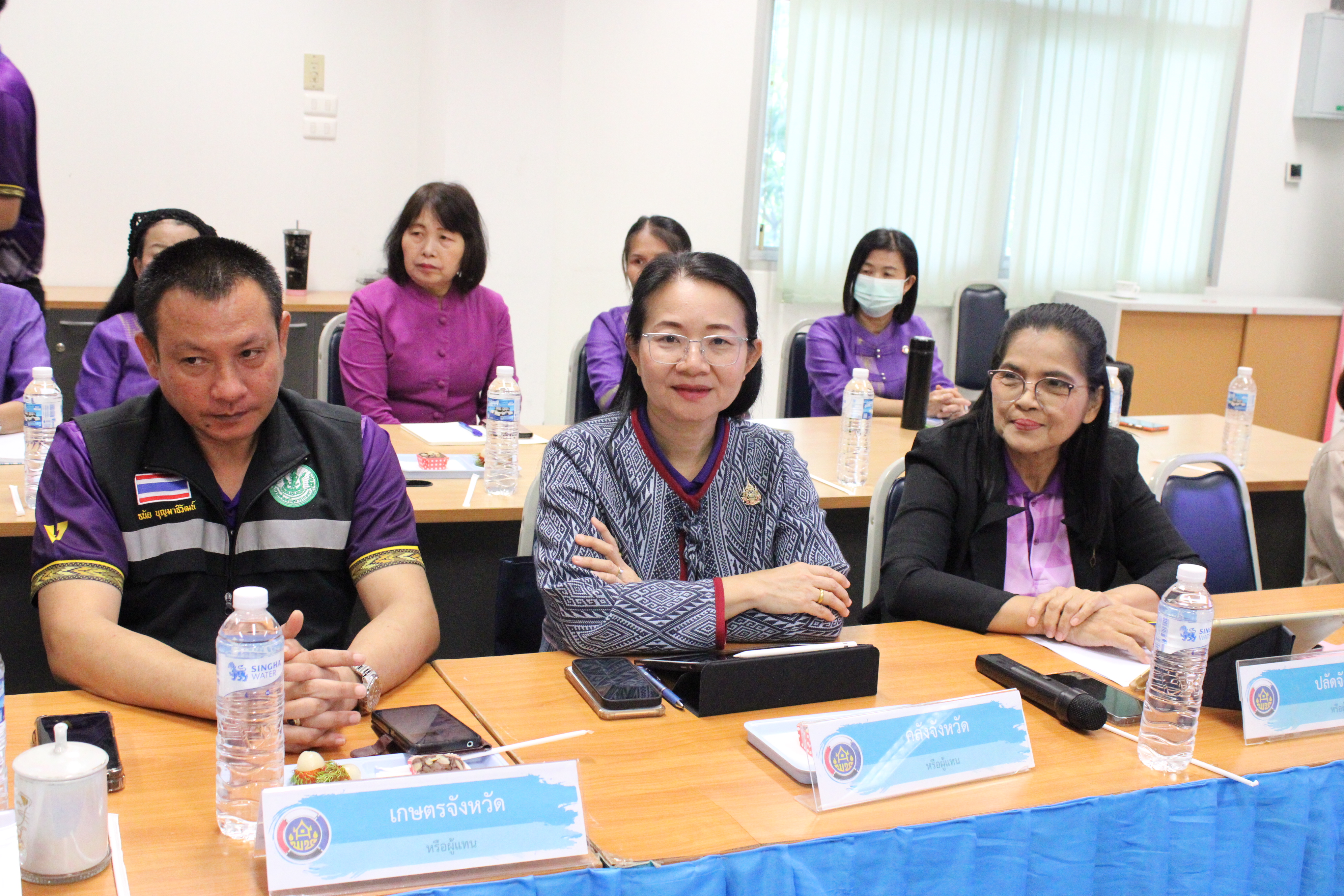 “ผู้ตรวจราชการ พช. ลงพื้นที่น่าน คัดเลือกคนกองทุนสตรีดีเด่น หนุนบทบาทสตรีในงานพัฒนาชุมชนอย่างยั่งยืน”