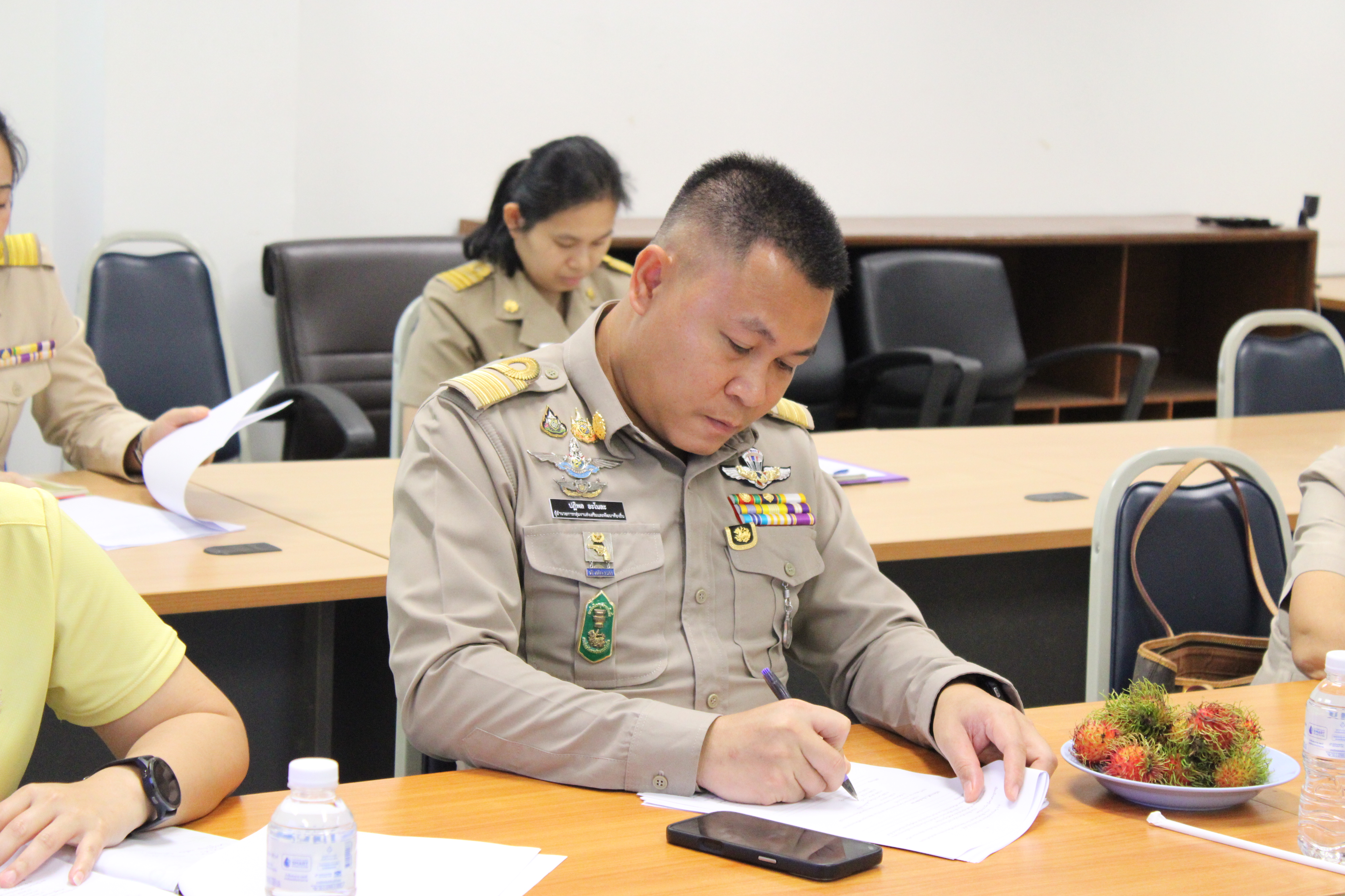 พช.น่าน ประชุมเตรียมความพร้อมจัดมหกรรมพัฒนาคุณภาพชีวิตประชาชน “แก้จน คนเมืองน่าน” ดึงทุกภาคส่วนร่วมขับเคลื่อนแบบบูรณาการ