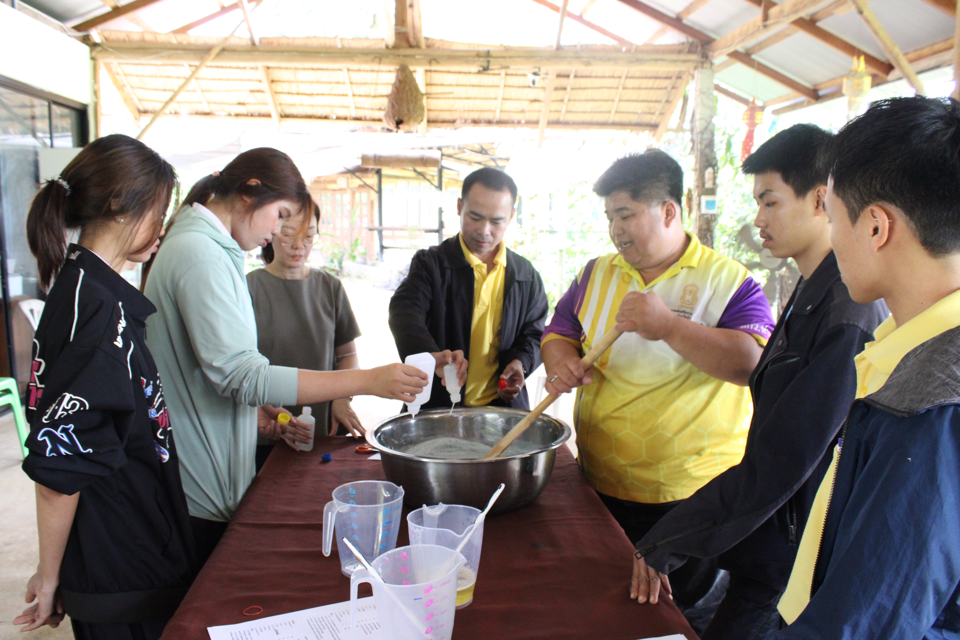 พัฒนาการจังหวัดน่าน ปิดโครงการสัมมาชีพชุมชนแก่เยาวชน พร้อมมอบใบประกาศเสริมแรงต้านภัยยาเสพติด พัฒนาทักษะชีวิตสู่อนาคต