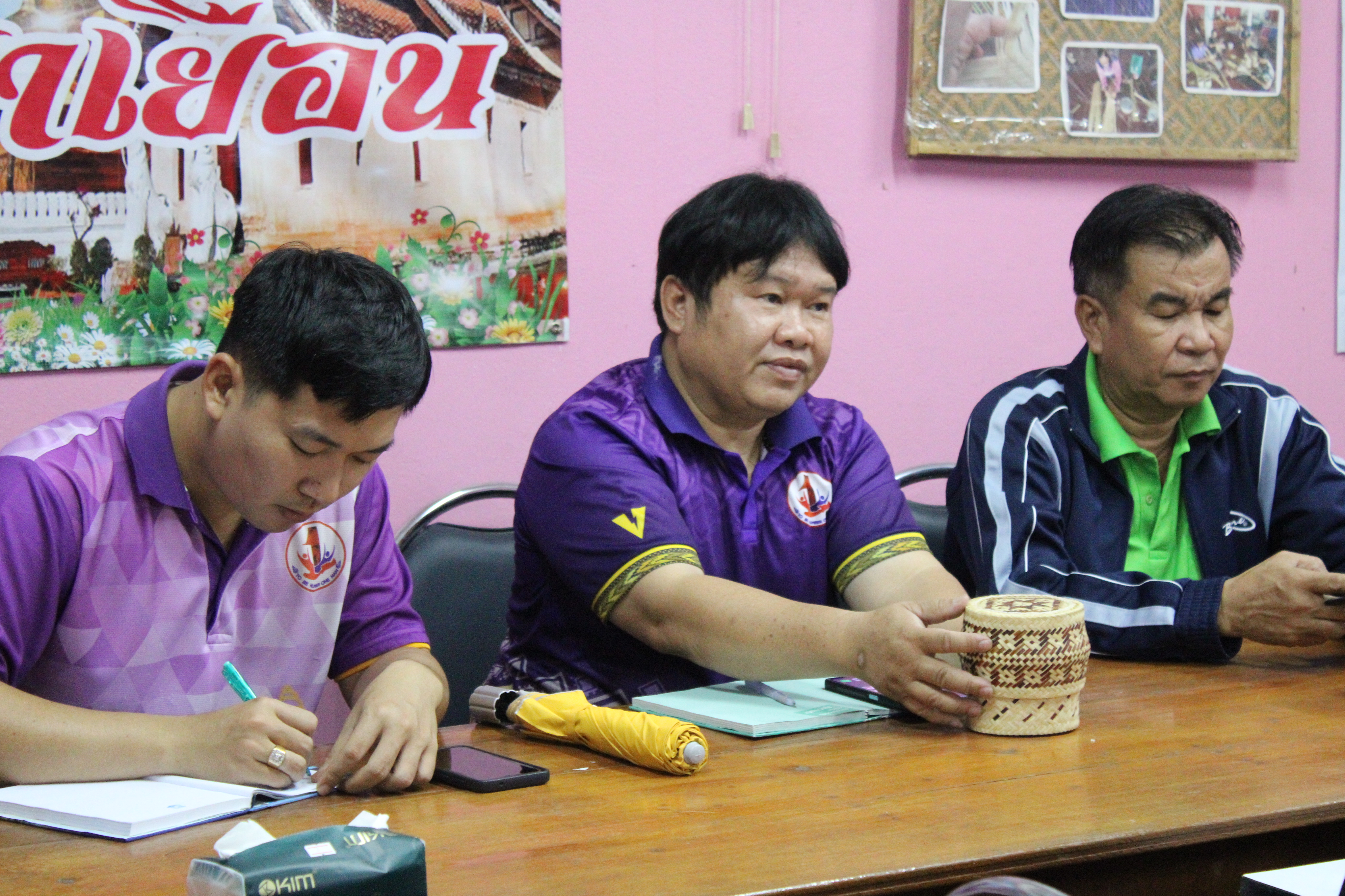 พช.น่าน ลงพื้นที่ติดตามกลุ่มจักสานบ้านปัวชัย ต่อยอดอาชีพ สร้างรายได้ ตามโครงการสารสนเทศตำบลต้นแบบเพื่อพัฒนาคุณภาพชีวิต