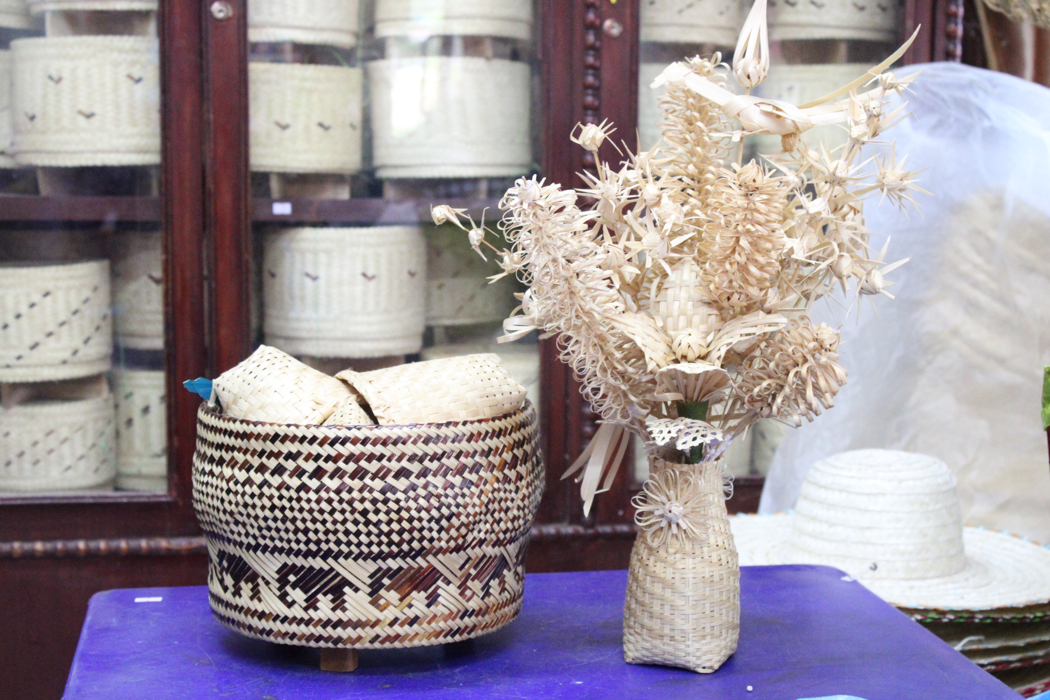 พช.น่าน ลงพื้นที่ติดตามกลุ่มจักสานบ้านปัวชัย ต่อยอดอาชีพ สร้างรายได้ ตามโครงการสารสนเทศตำบลต้นแบบเพื่อพัฒนาคุณภาพชีวิต