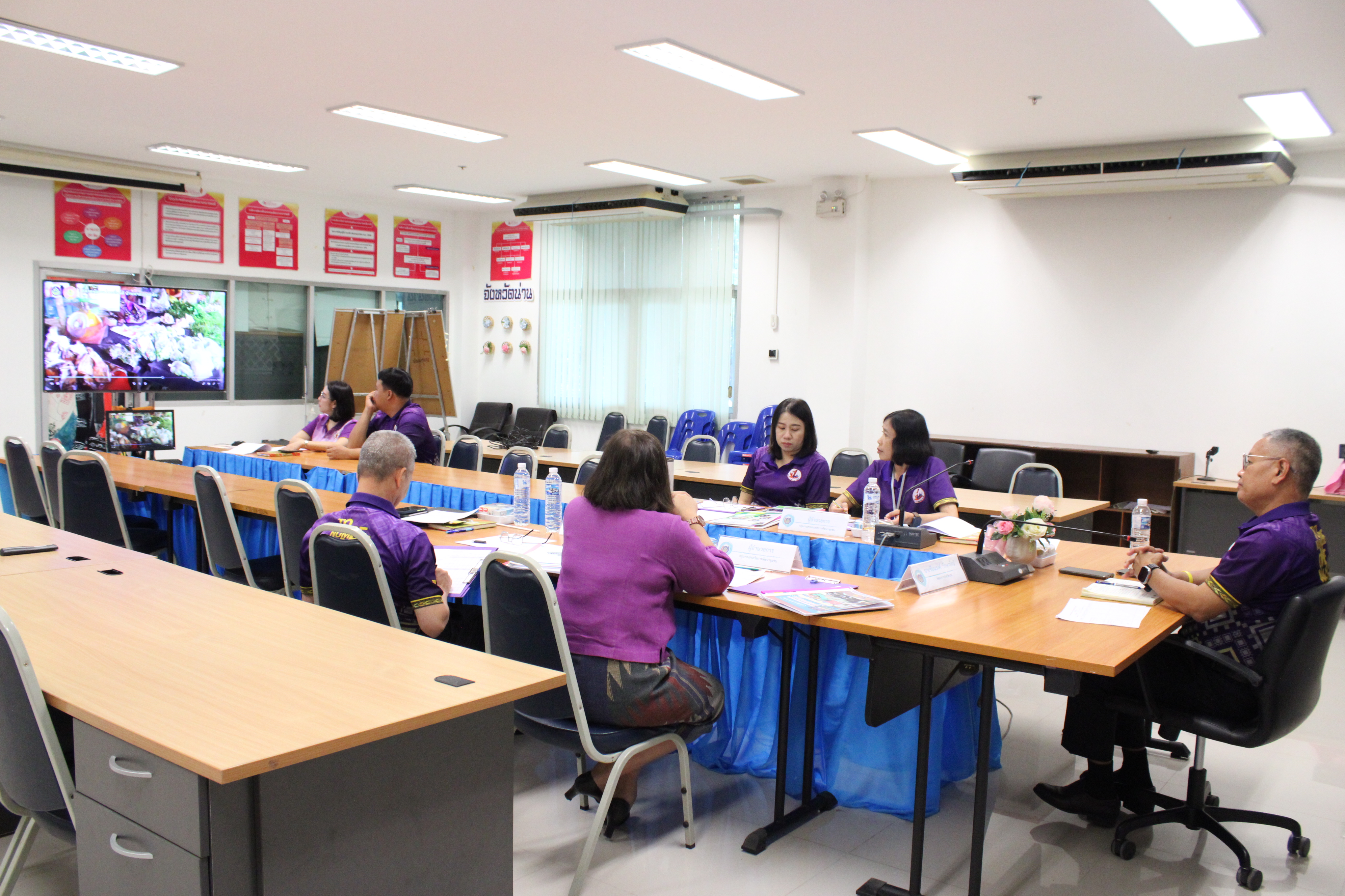 พช.น่าน คัดเลือก “ตลาดนัดคนไทยยิ้มได้ต้นแบบ” ประจำปี 2568 ส่งเสริมตลาดที่มีการบริหารจัดการที่ดี